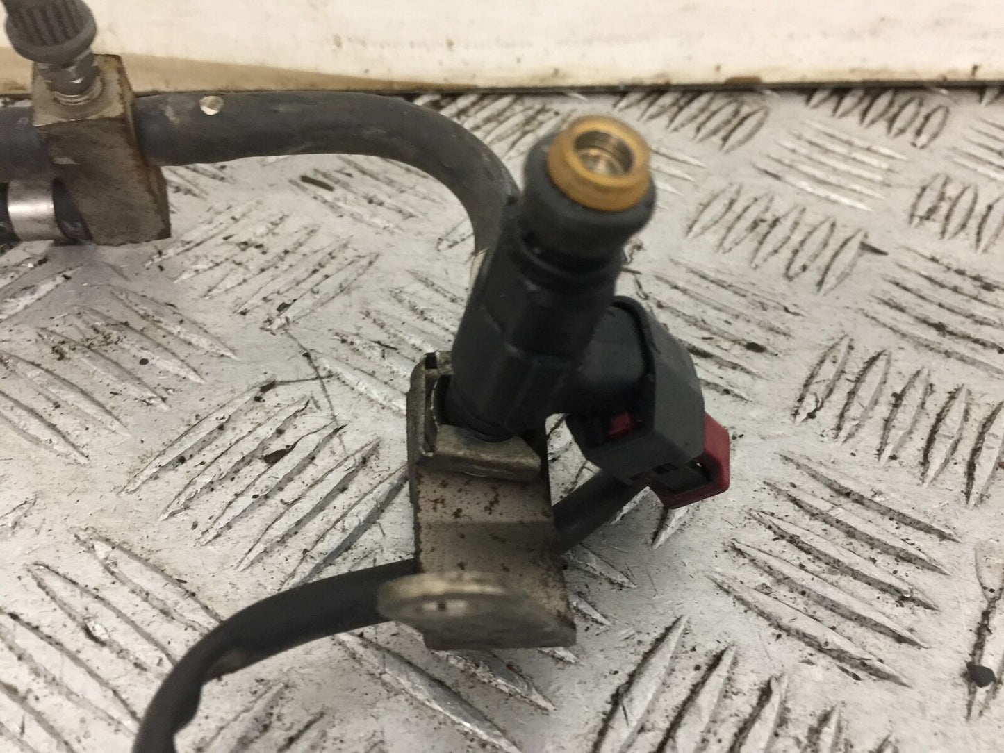 VICTORY V92 C INJECTORS  YEAR 2004 (STOCK 765)