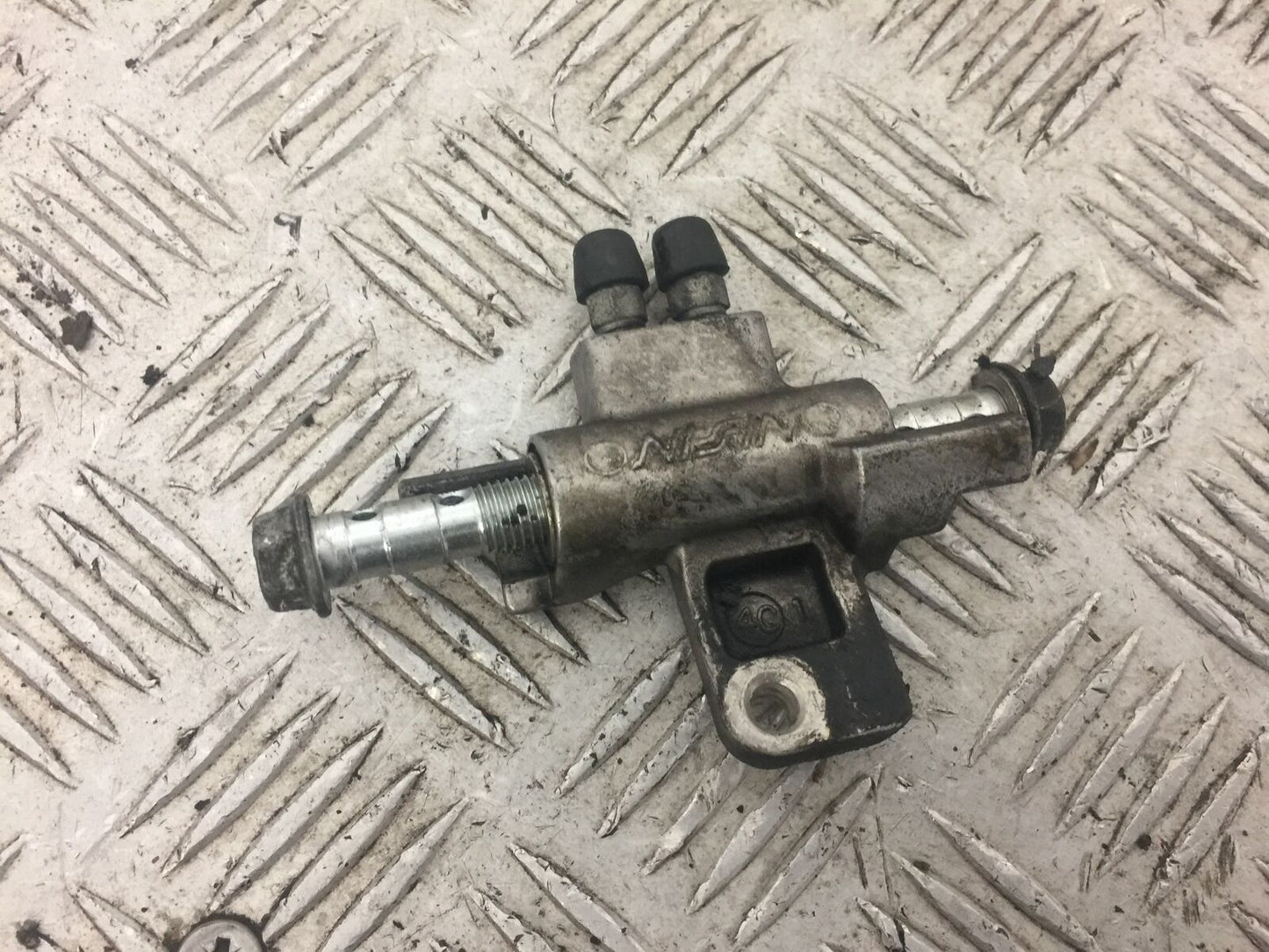 SUZUKI GSF1250 BRAKE JOINER   YEAR 2012-2014 (STOCK 650)