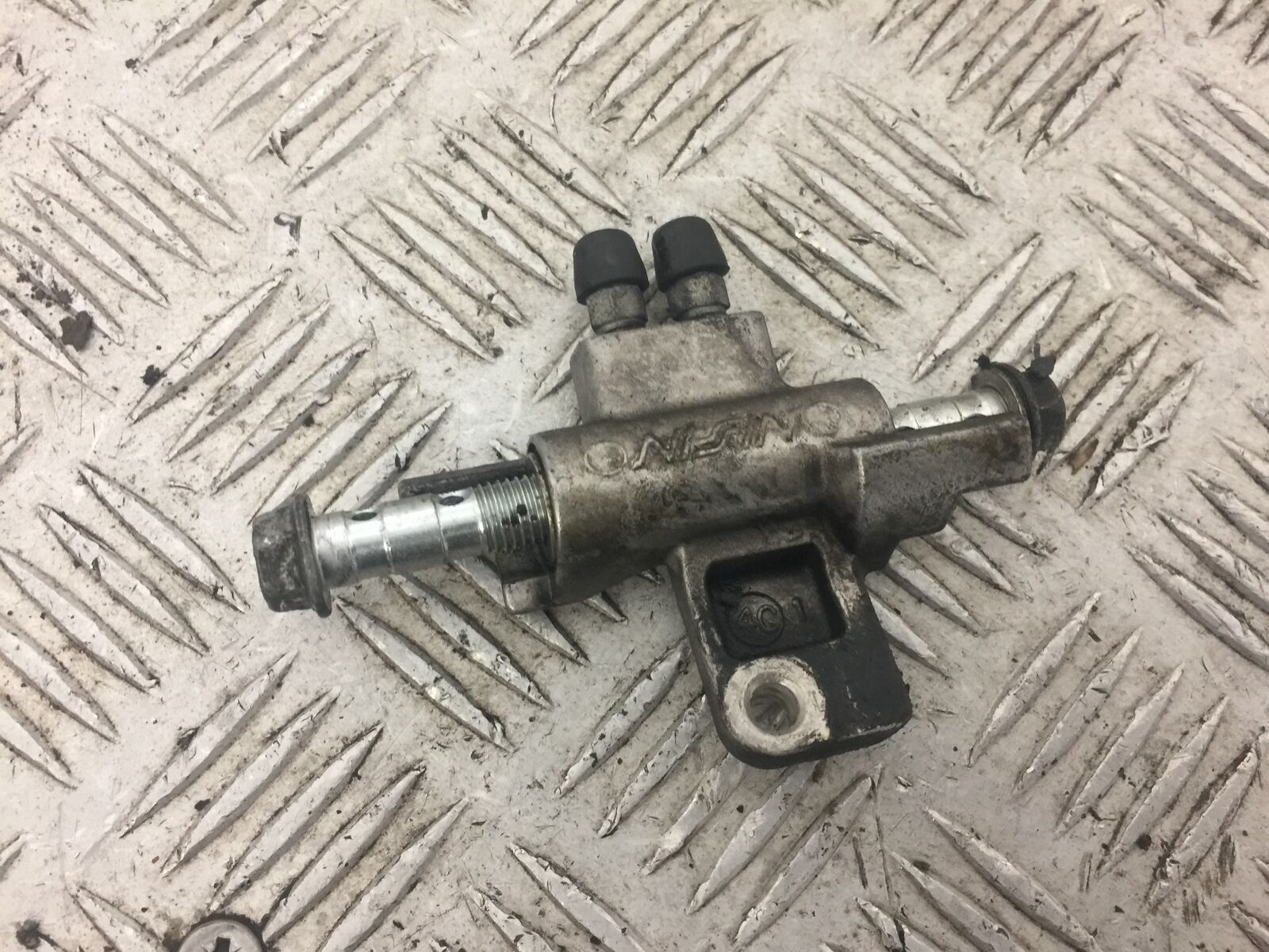 SUZUKI GSF1250 BRAKE JOINER   YEAR 2012-2014 (STOCK 650)