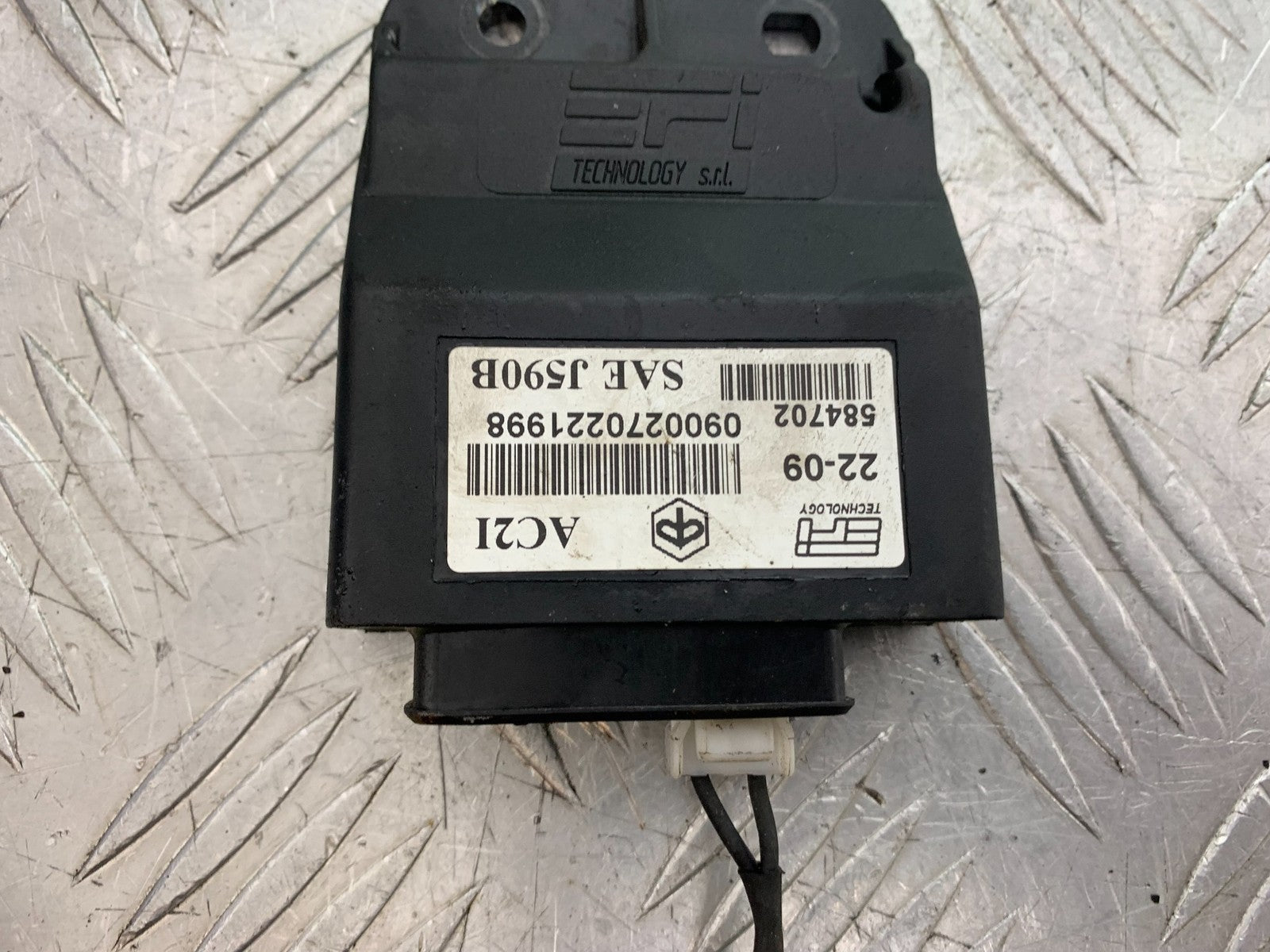 PIAGGIO VESPA GT125 L ECU LOCK (NO KEY)  YEAR 2003 (CMB1300)