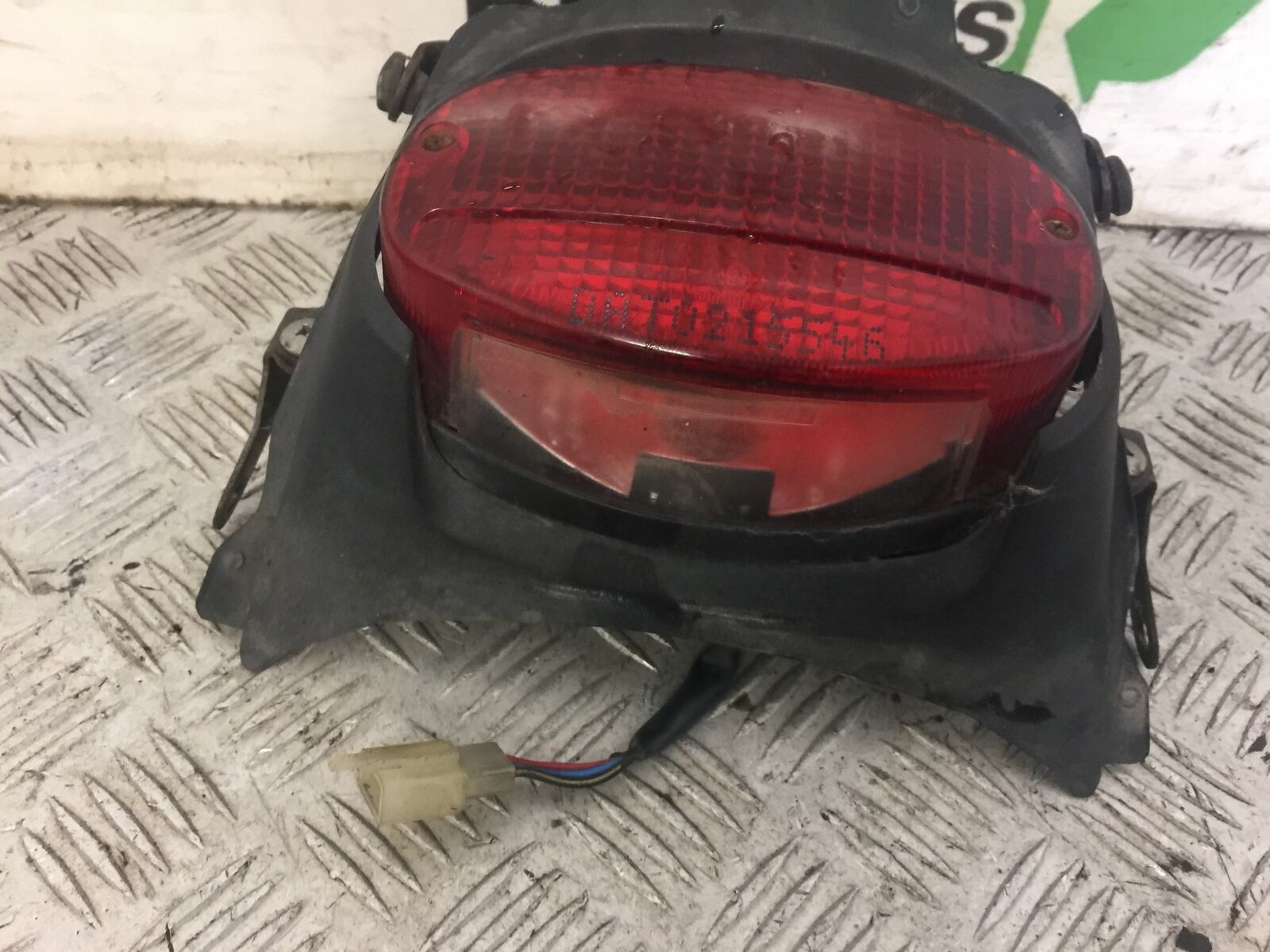 YAMAHA YZF600 YZF 600 THUNDERCAT REAR LIGHT 1994-97 (STOCK 657)