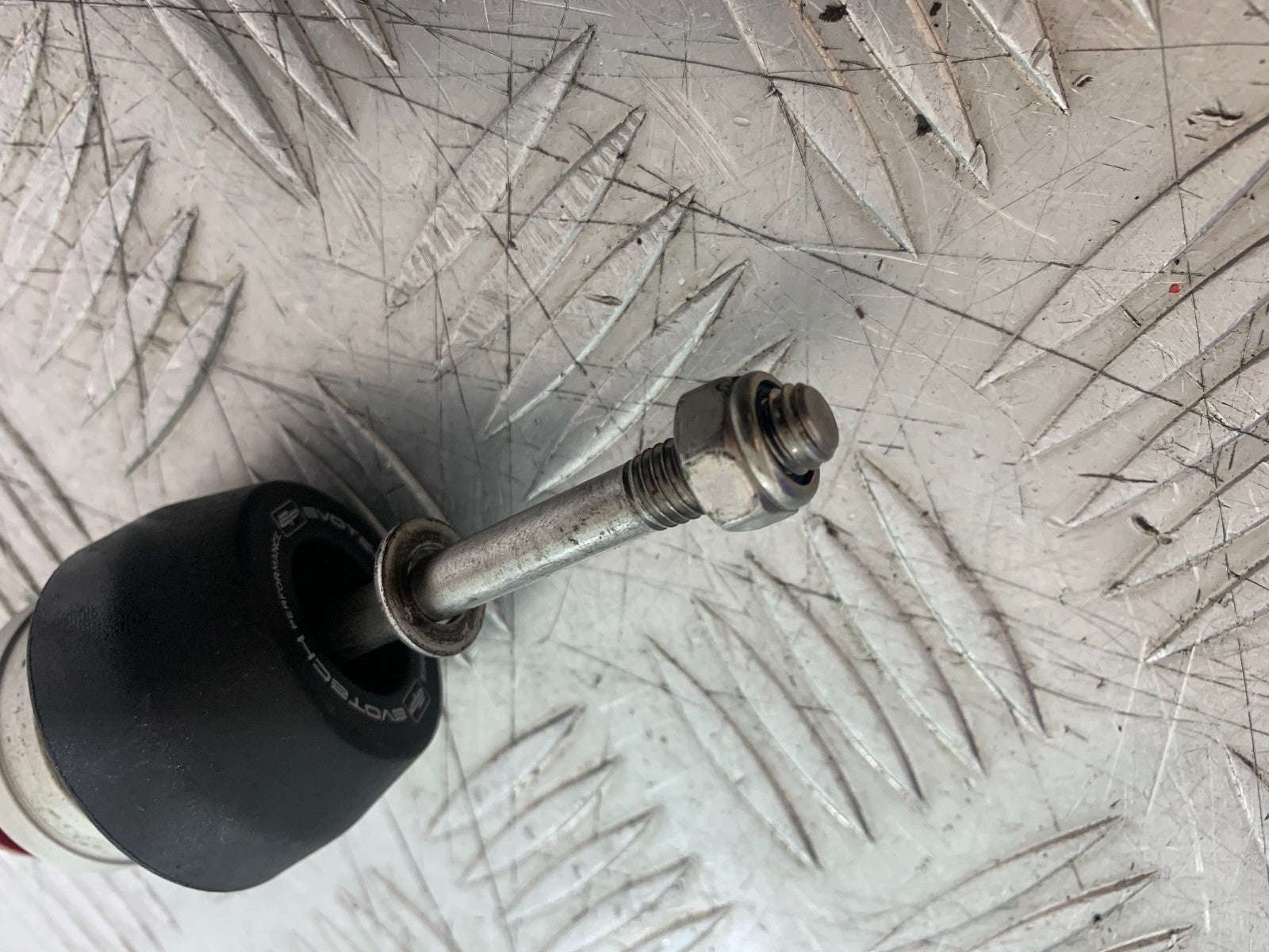 APRILIA RSV4 FACTORY REAR WHEEL BOBBINS  YEAR 2009-2012 (CMB1224)
