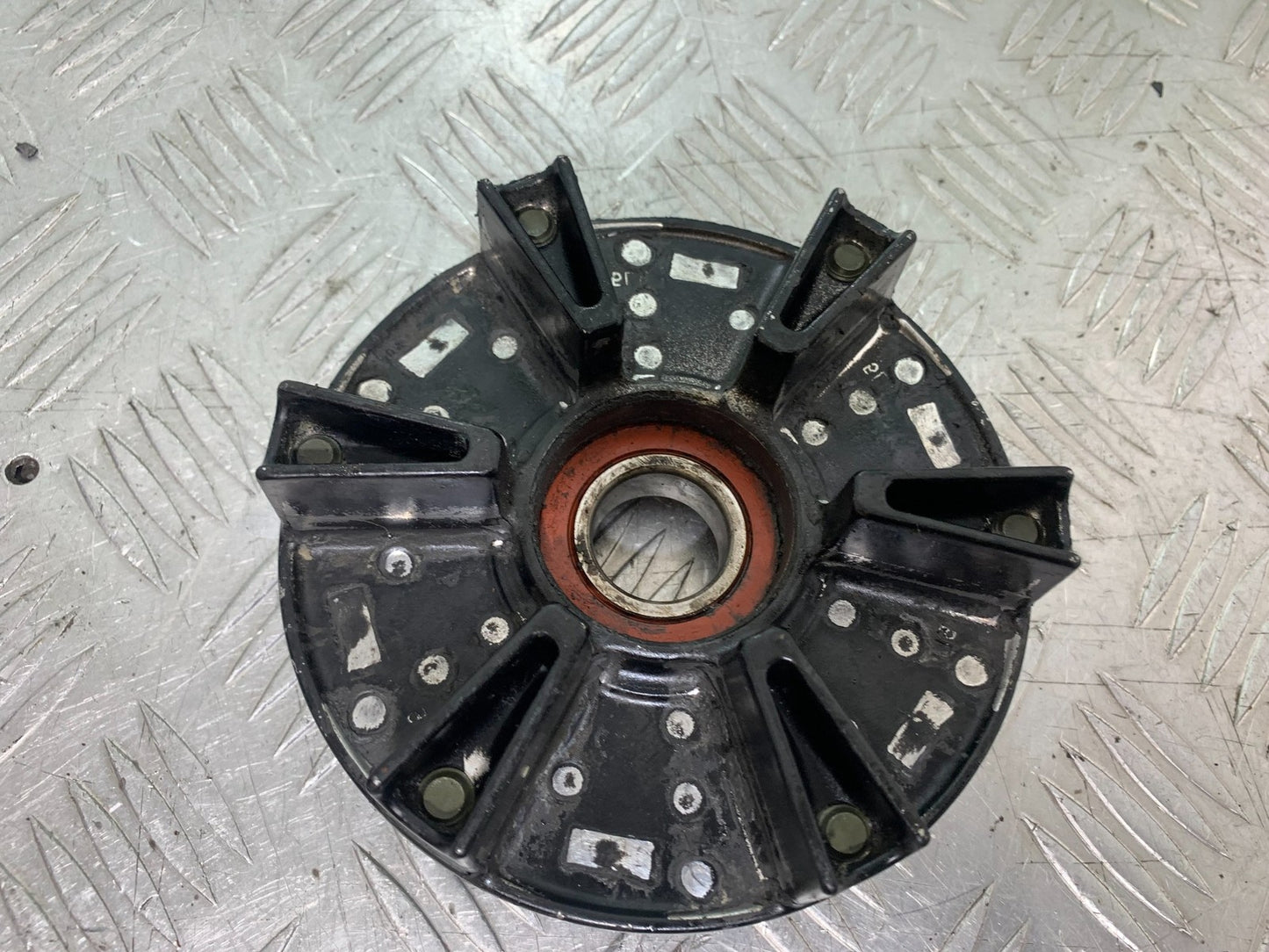 YAMAHA FZS1000 FAZER REAR SPROCKET CARRIER  YEAR 2001-05 (CMB1275)