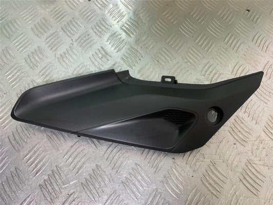 TRIUMPH TRIDENT 660 LEFT SEAT PANEL   YEAR 2021-2024 (CMB1295)