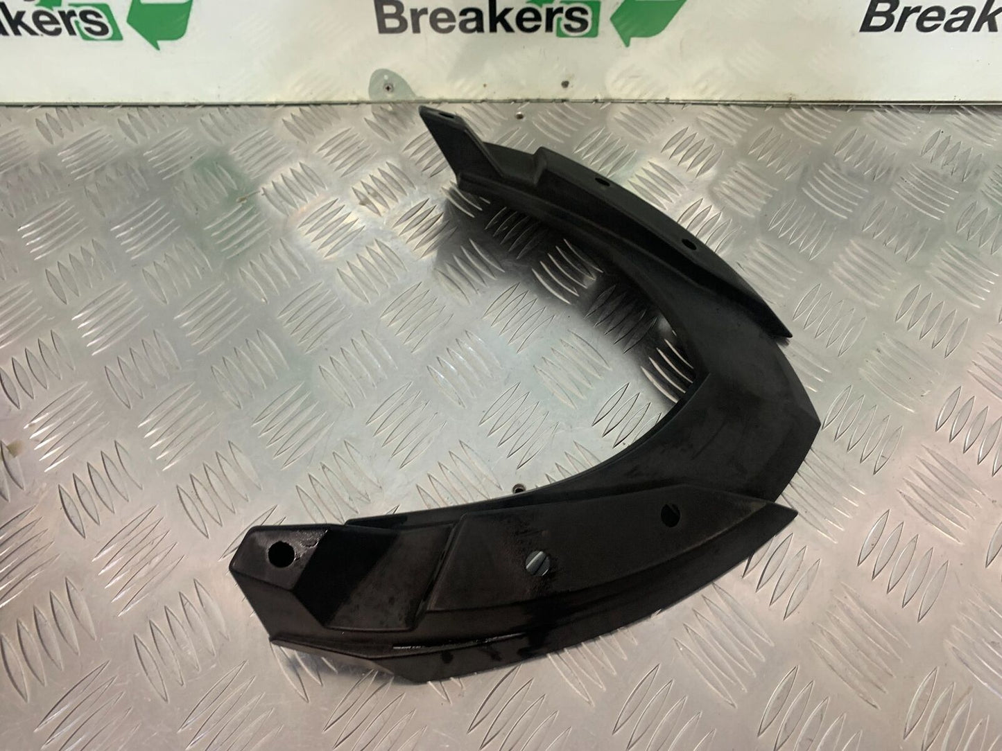 BMW R1200 RT R 1200 RT SCREEN INFILL PANEL  YEAR 2005-2009 (STOCK 943)