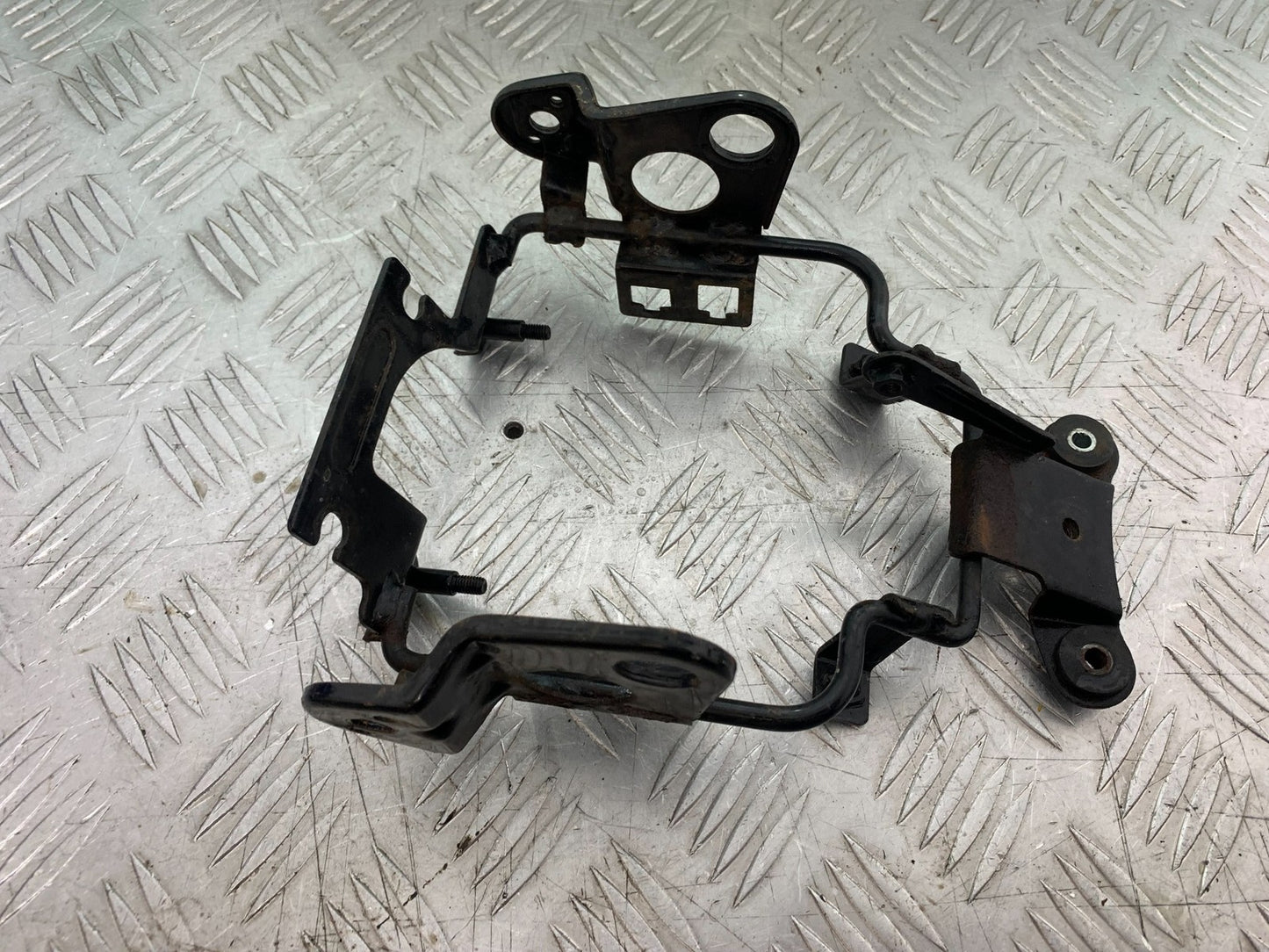 KAWASAKI KLR250 KLR 250 HEADLIGHT BRACKET  YEAR 1984-2001 (CMB1225)