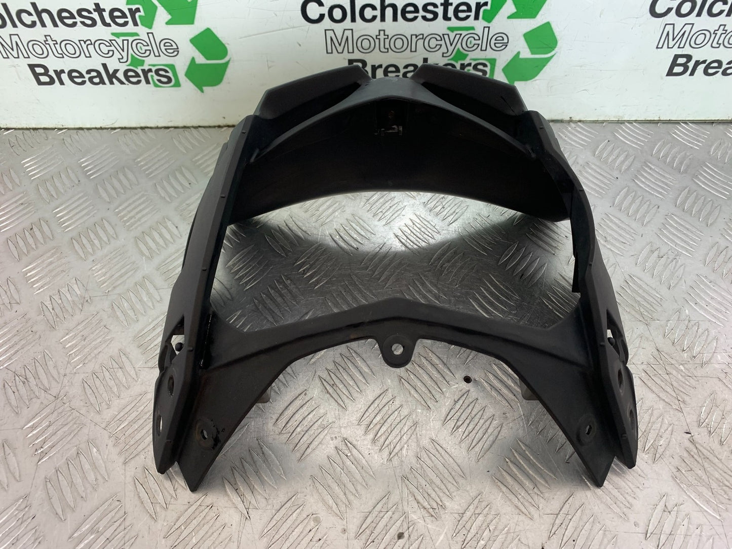 BMW F800 GT CENTER TOP FAIRING  YEAR 2013-2017 (CMB1248)