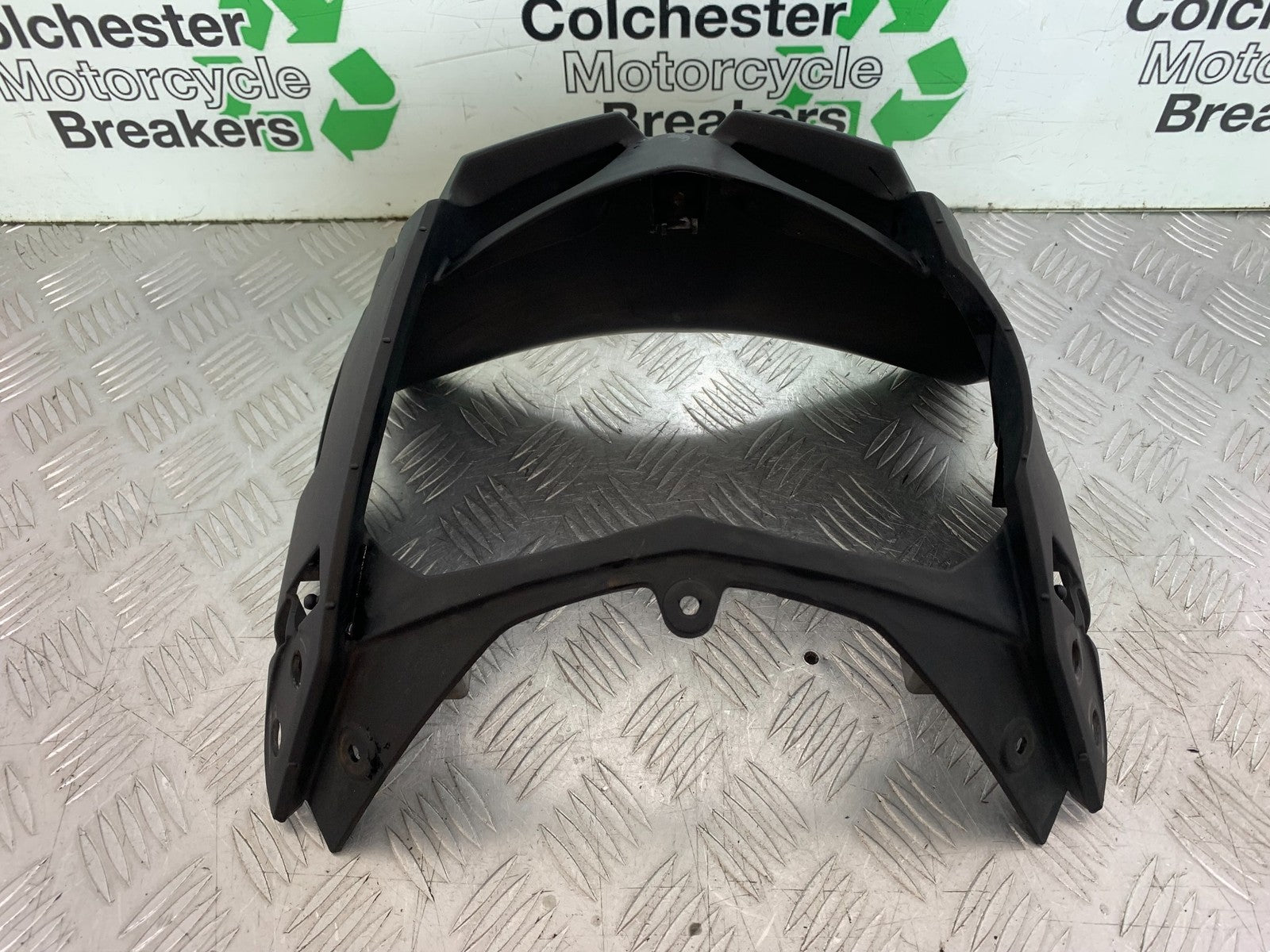 BMW F800 GT CENTER TOP FAIRING  YEAR 2013-2017 (CMB1248)