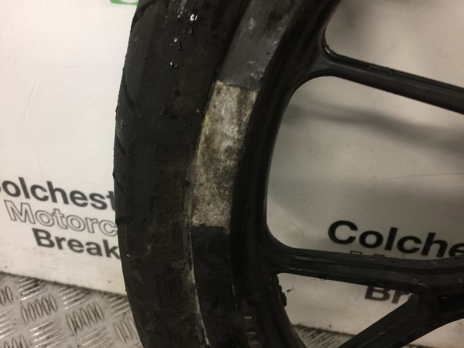 DERBI GPR125 GPR 125 FRONT WHEEL  YEAR 2009 (STOCK 391)