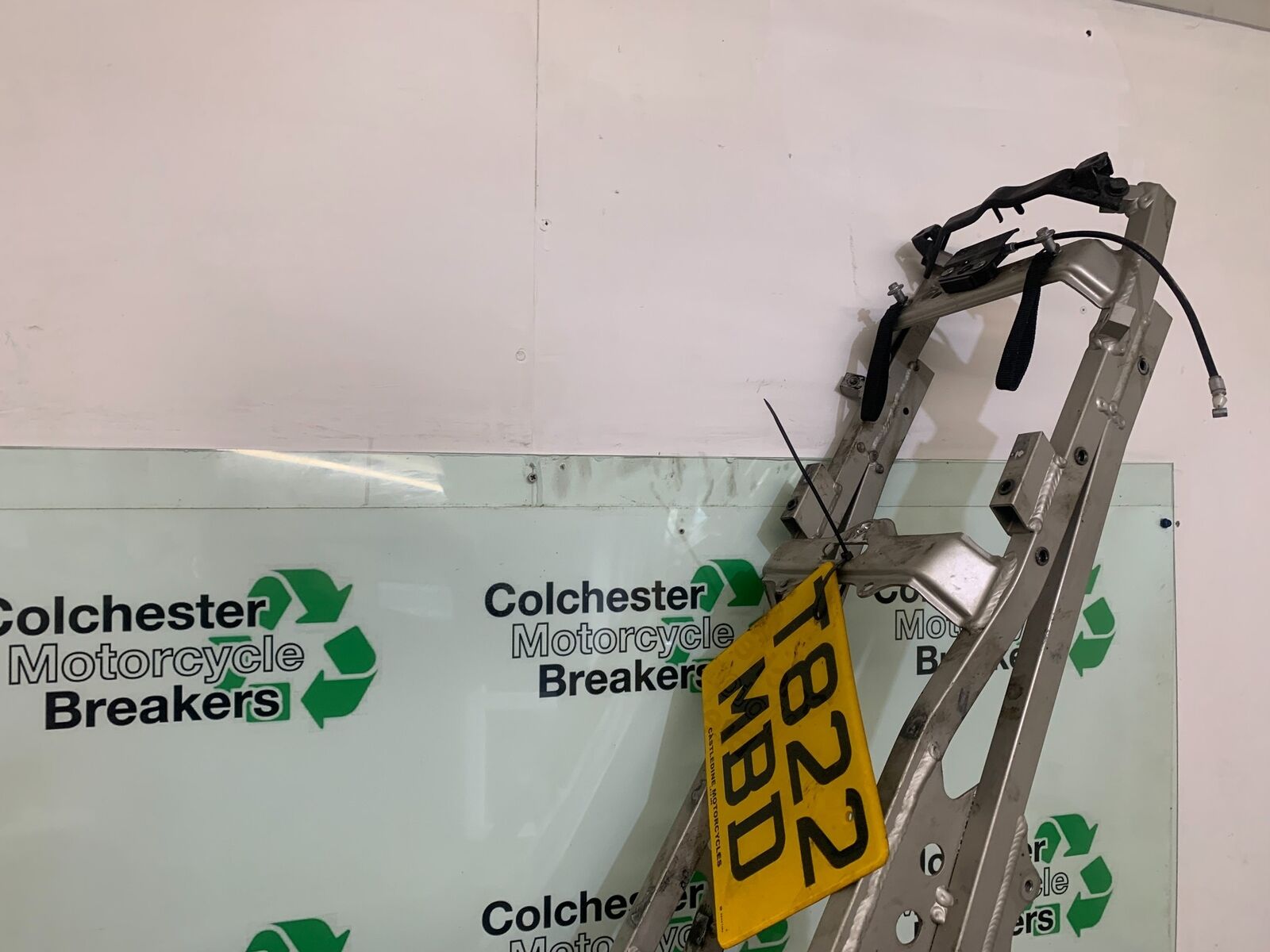 KAWASAKI ZX9R ZX9 C FRAME REG LOG BOOK  YEAR 1998-99 (STOCK 957)