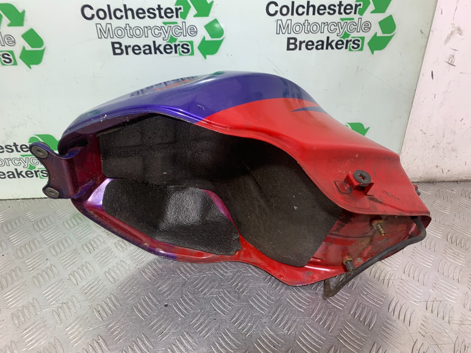 KAWASAKI ZX6R ZX6 F PETROL TANK  YEAR 1995-1997 (CMB1169)