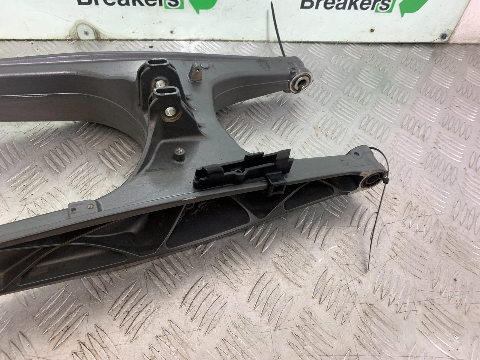 KTM 125 DUKE SWINGARM  YEAR 2018-2023 (CMB1185)