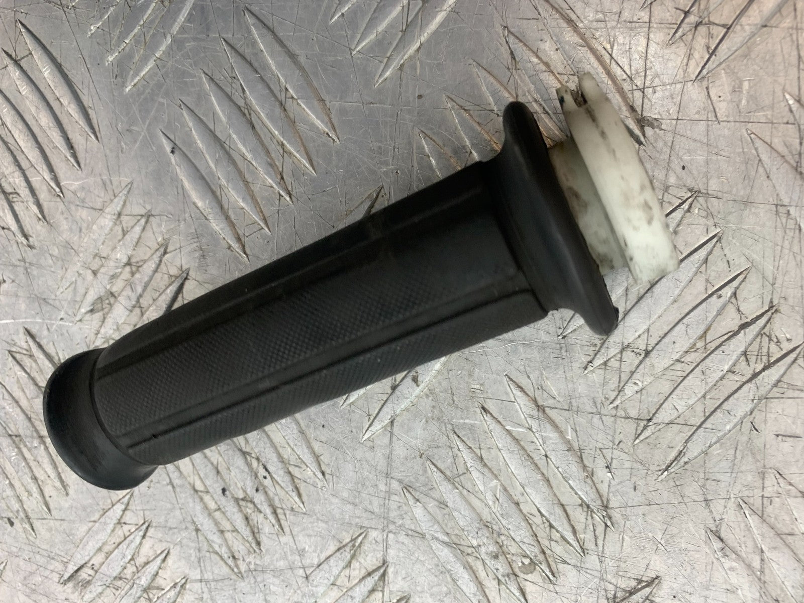 HONDA CBF600 CBF 600 THROTTLE TWIST GRIP YEAR 2004-07  (CMB1305)