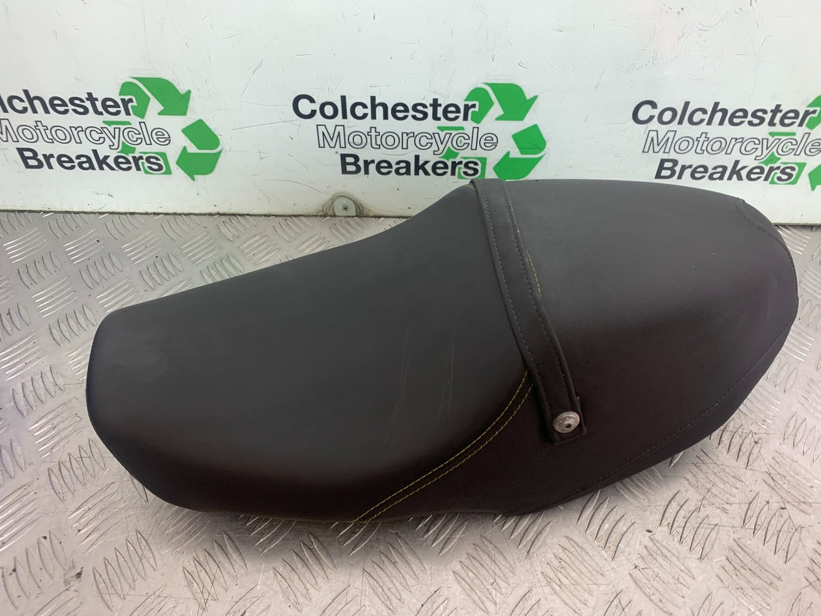 YAMAHA XSR900 XSR 900 SEAT  YEAR 2022-2024 (CMB1215)