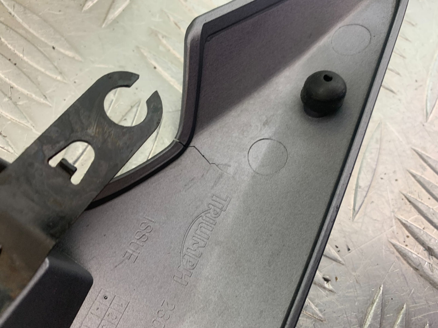 TRIUMPH 675 STREET TRIPLE LEFT AND RIGHT SIDE INFILLS  2013-2016 (CMB1186)