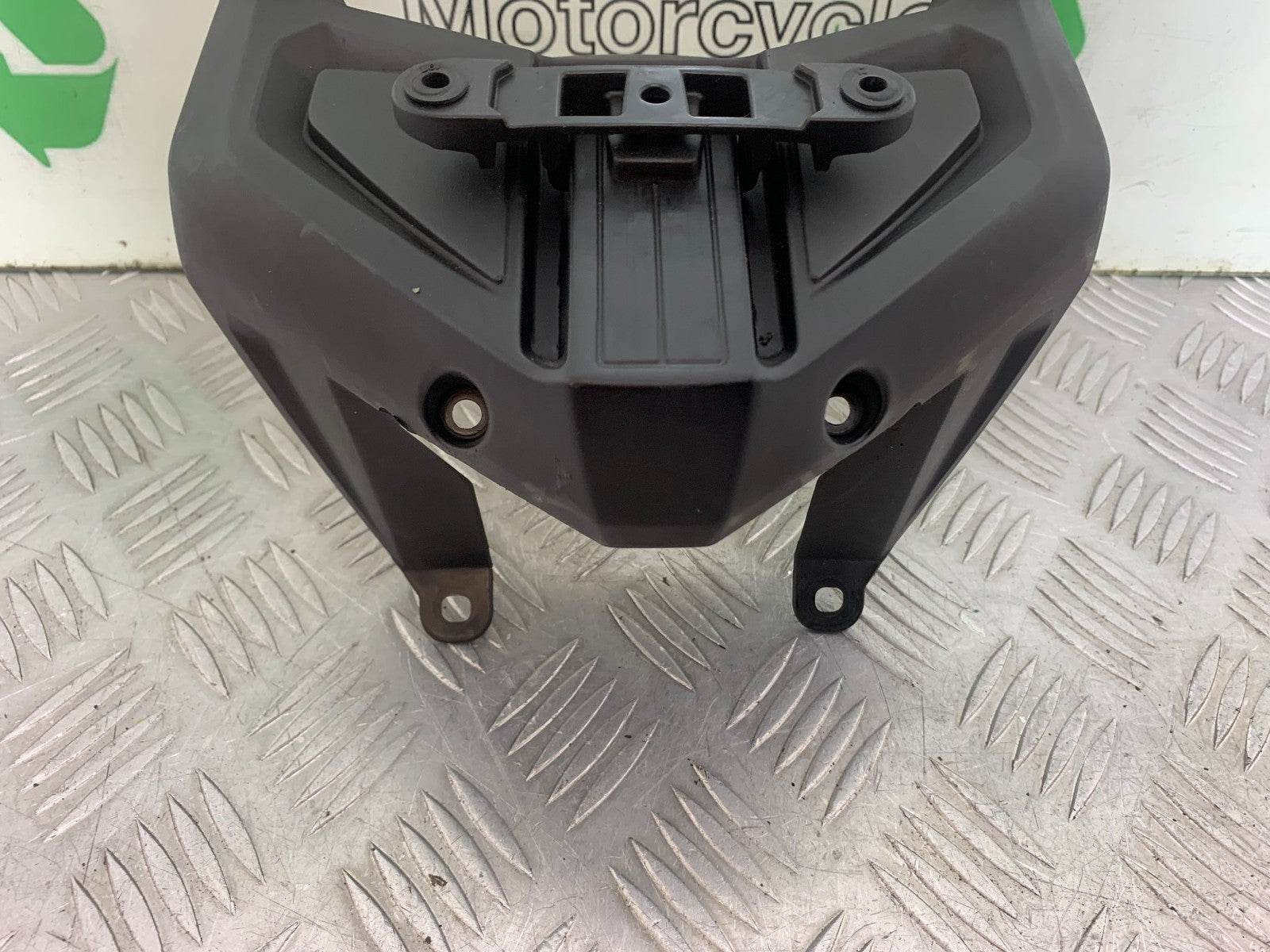 TRIUMPH TIGER 800 XRT SCREEN MOUNT   2018-2020 (CMB1193)