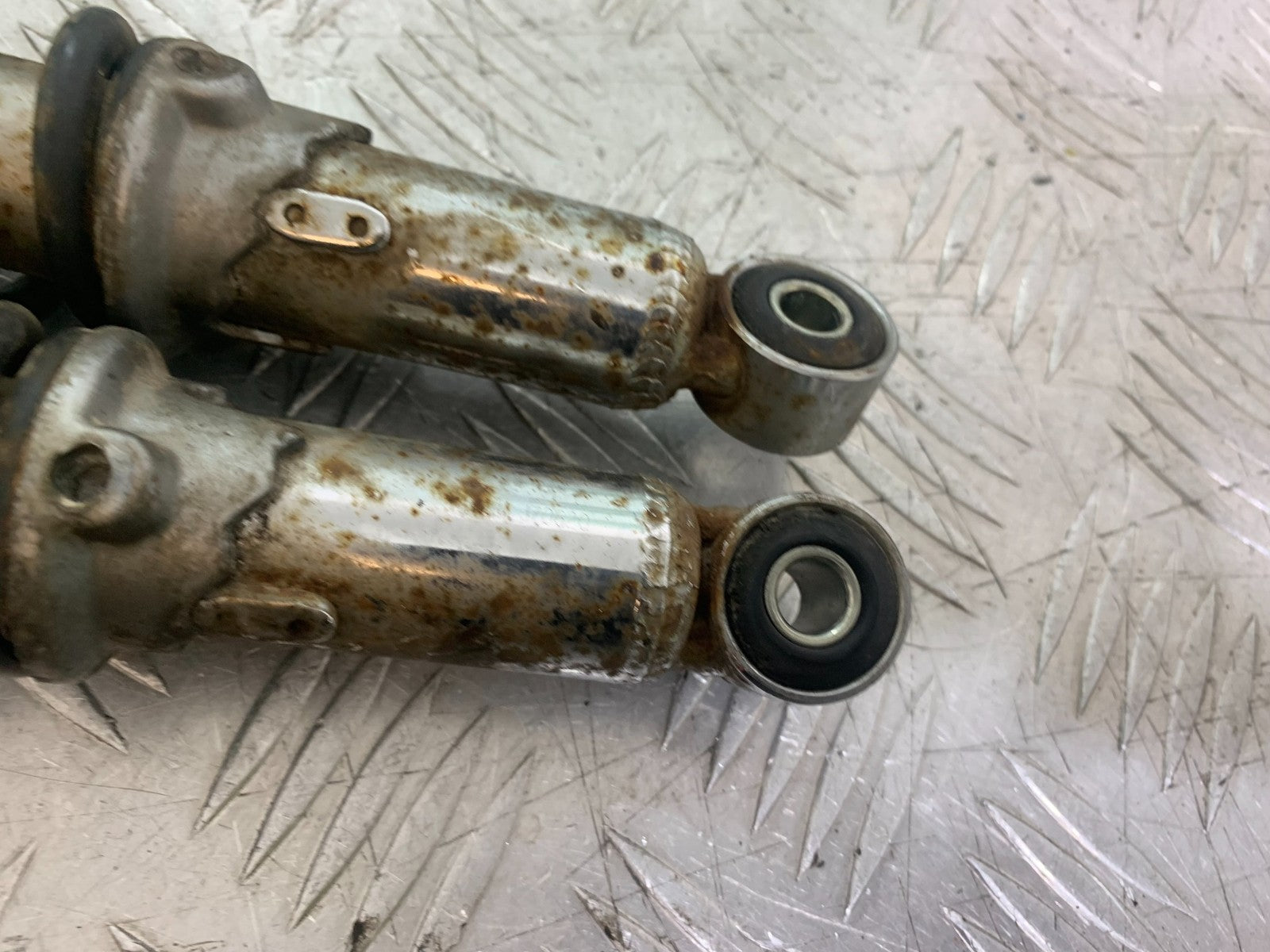 YAMAHA YS125 YS 125 REAR SHOCKS  YEAR 2017-2021 (CMB1321)