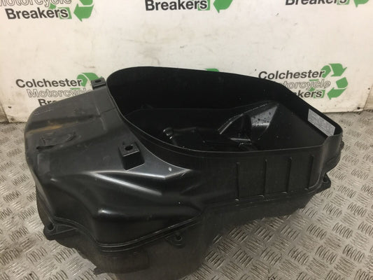 SUZUKI 650 BURGMAN BOOT  YEAR 2014-2018 (STOCK 769)