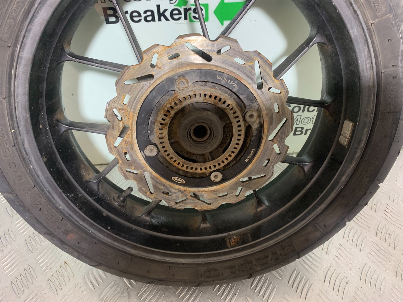 HONDA CBR500R CBR 500 R REAR WHEEL    YEAR 2012-16 (CMB1151)