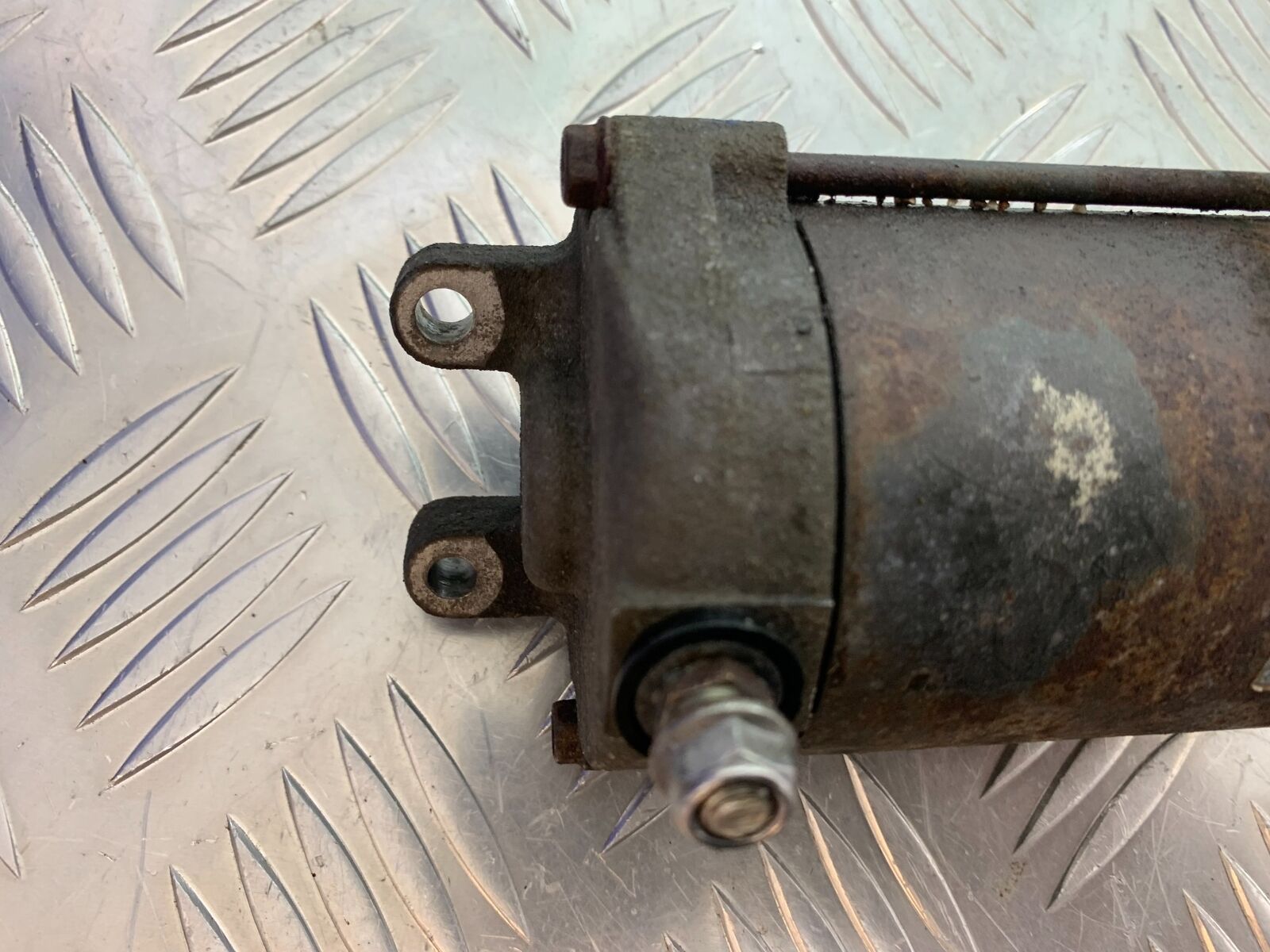 TRIUMPH TIGER 1200 EXPLORER STARTER MOTOR YEAR  2012-2015 (STOCK 992)