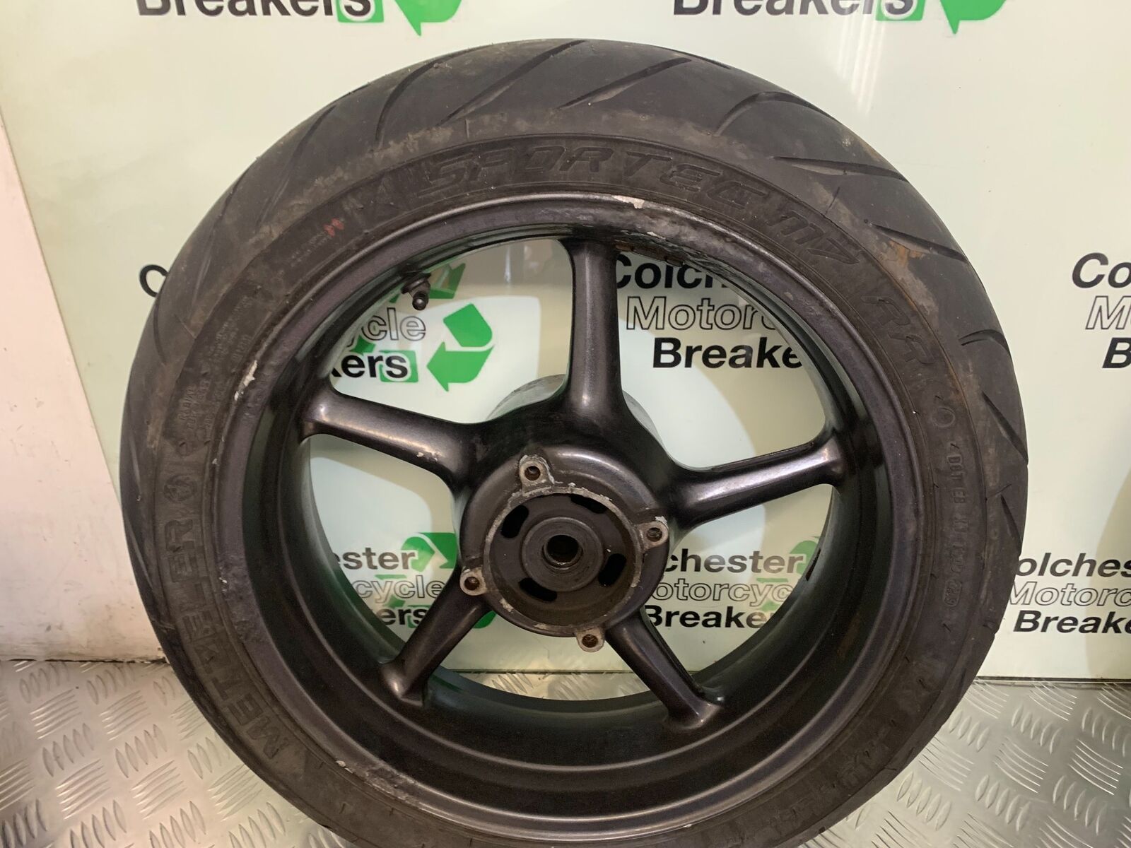 TRIUMPH 675 STREET TRIPLE REAR WHEEL (GOOD TYRE)  YEAR 2008 (STOCK 984)