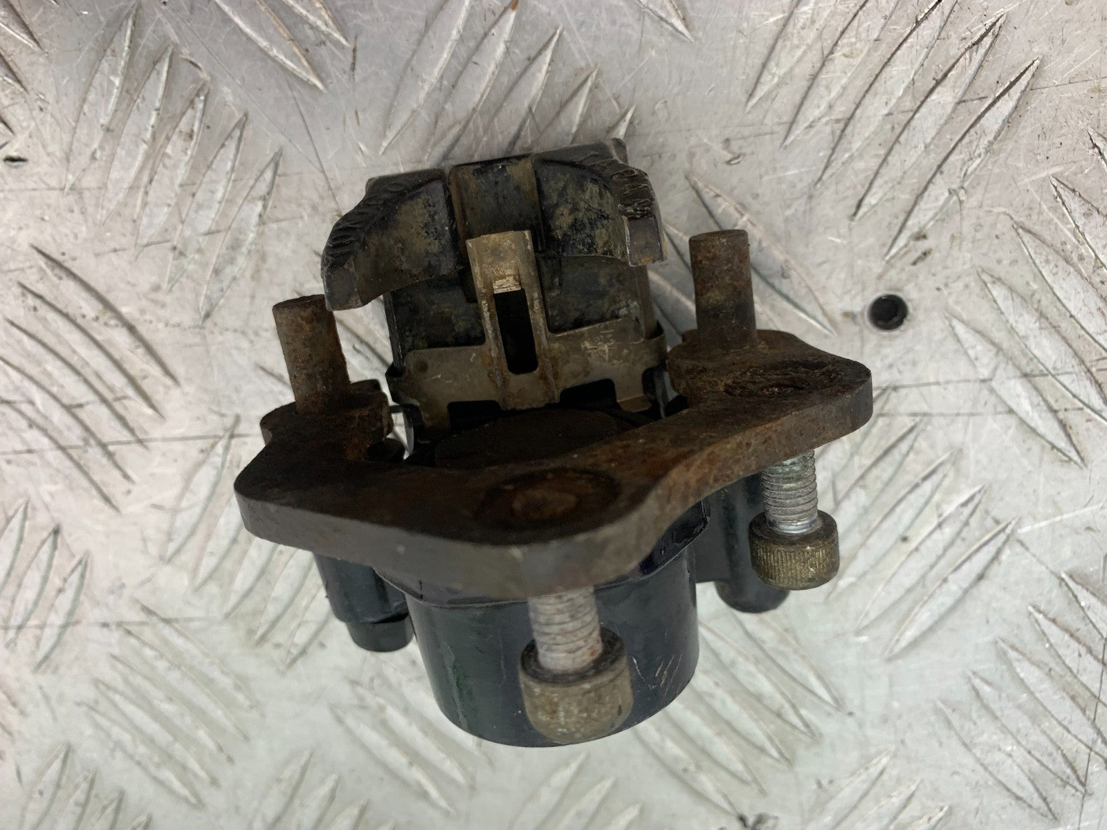 KAWASAKI KLR250 KLR 250 FRONT BRAKE CALIPER   YEAR 1984-2001 (CMB1225)