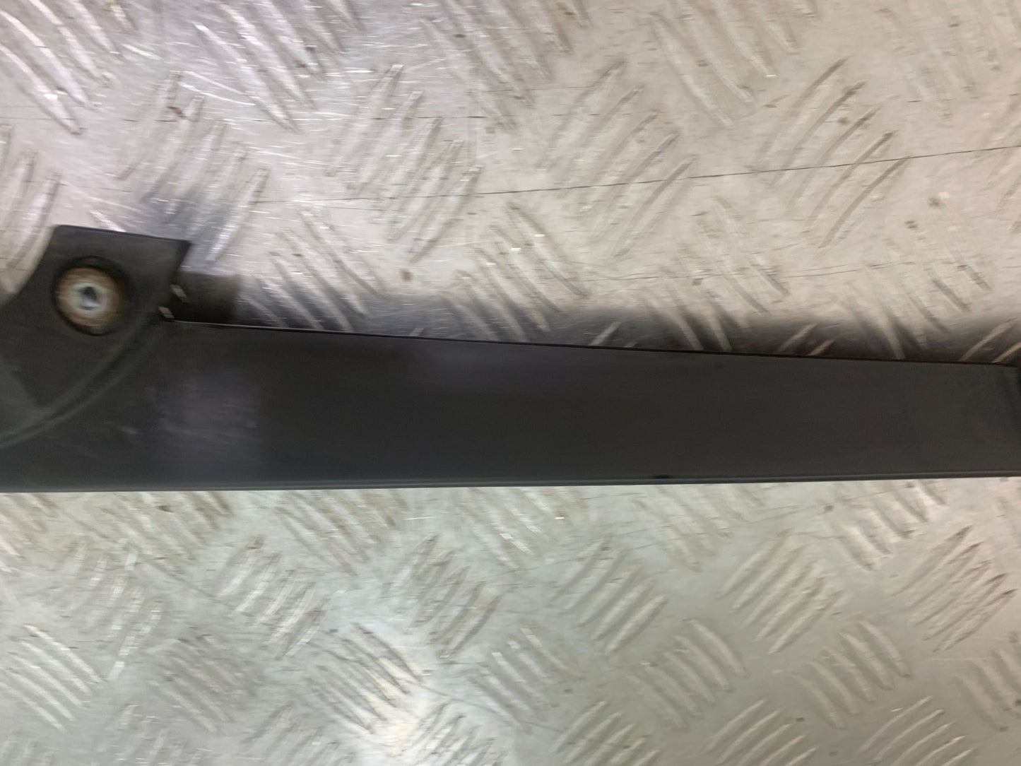 SINNIS HOODLUM 125  CHAIN GUARD YEAR 2021-2025 (CMB1196)