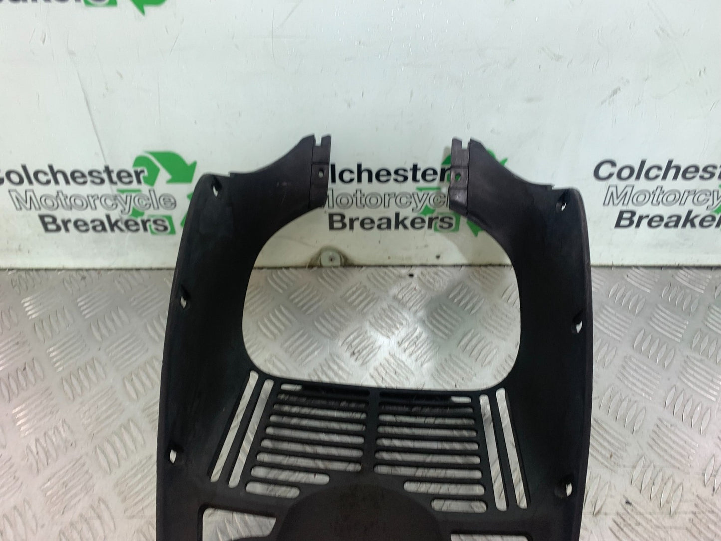 HONDA XL125 VARADERO RADIATOR GRILL  YEAR 2001-2006  (CMB1210)