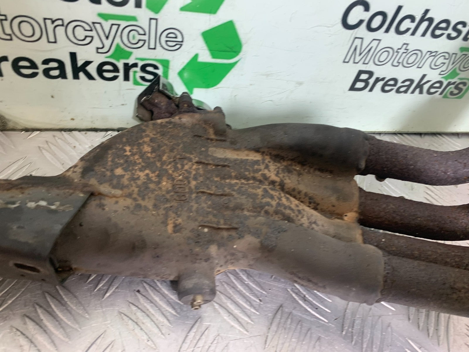 YAMAHA YZF1000 THUNDERACE  EXHAUST DOWNPIPES  YEAR 1997-2000 (CMB1204)