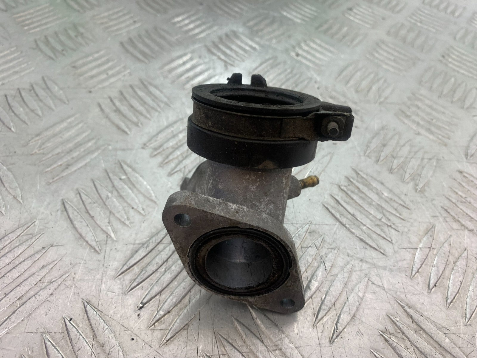 SUZUKI AN 200 UH 200 INLET RUBBER YEAR 2007-2009 (CMB1256)