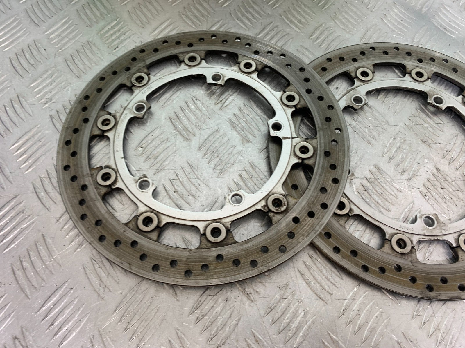 TRIUMPH 1050 SPRINT ST FRONT BRAKE DISCS  2003-2011 (CMB1285)
