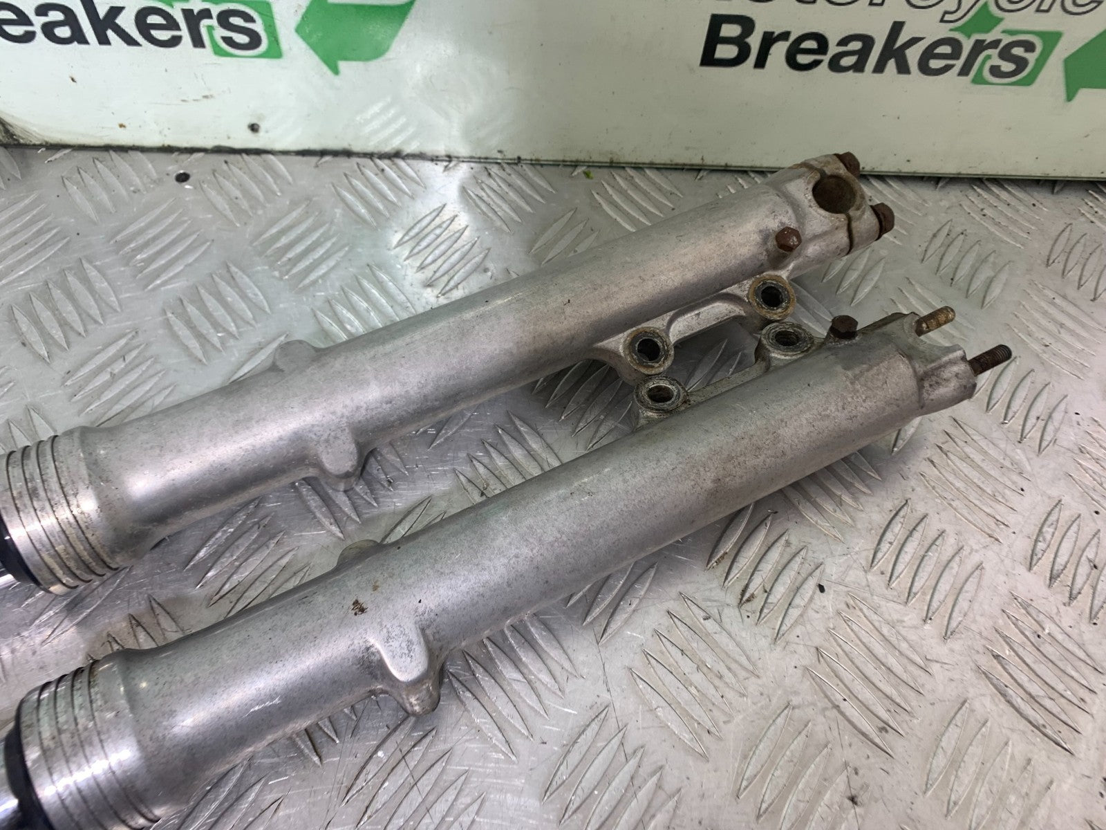 HONDA GL500 GL 500 SILVERWING FORKS YEAR 1981-82  (CMB1168)