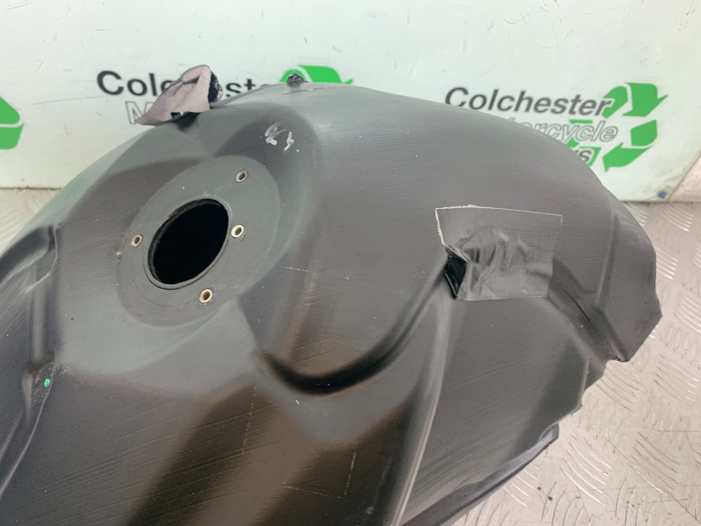 APRILIA SL750 SL 750 SHIVER PETROL TANK  YEAR 2008-2016 (CMB1242)