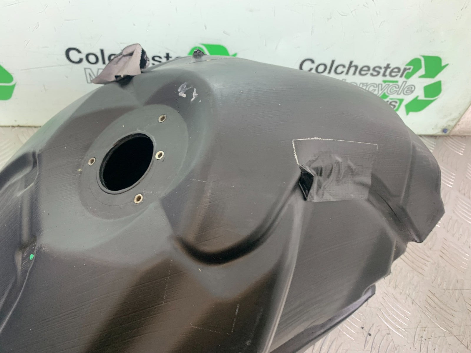 APRILIA SL750 SL 750 SHIVER PETROL TANK  YEAR 2008-2016 (CMB1242)