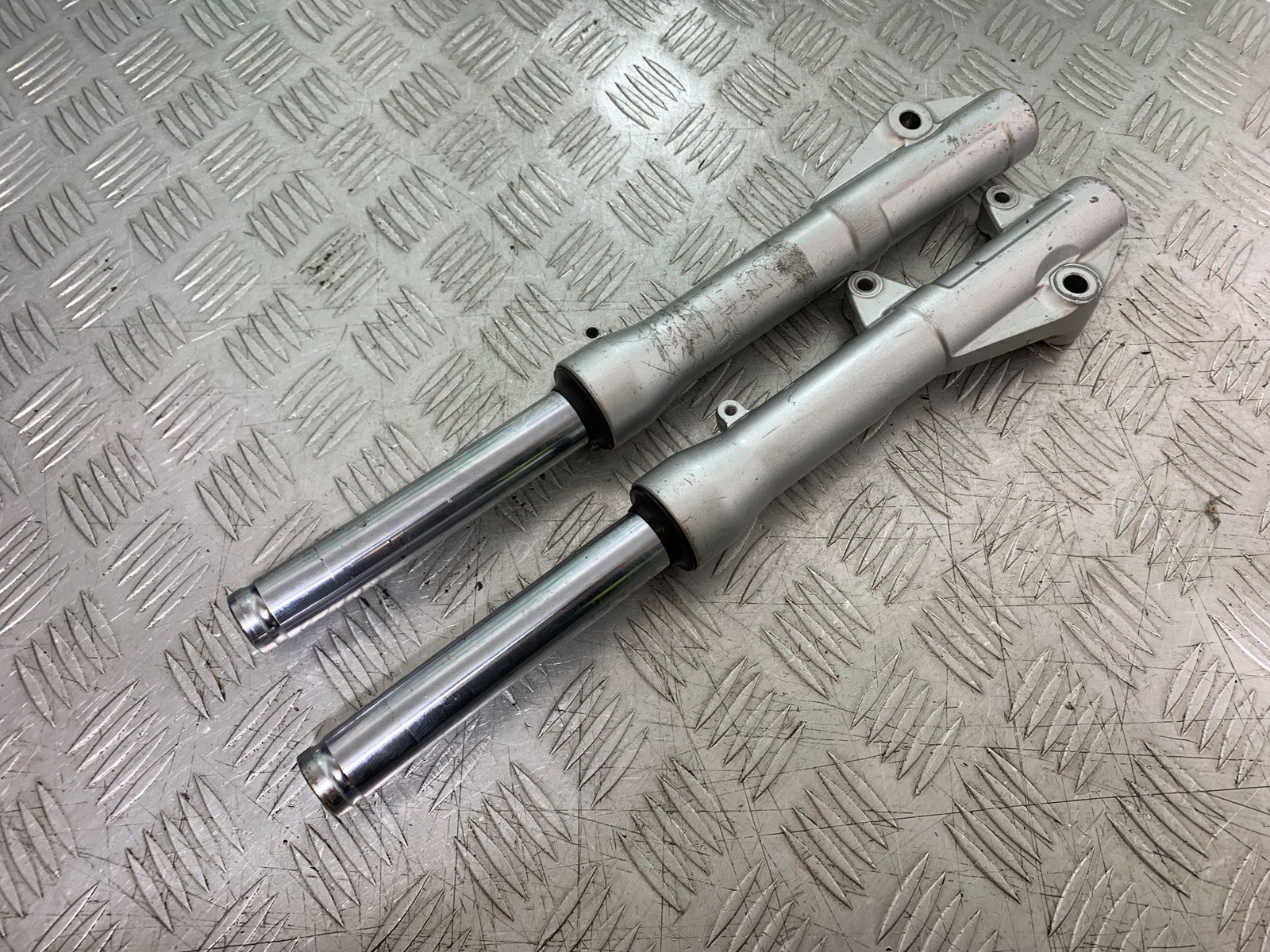 HONDA NSC110 VISION FORKS   YEAR 2017-2020 (CMB1249)