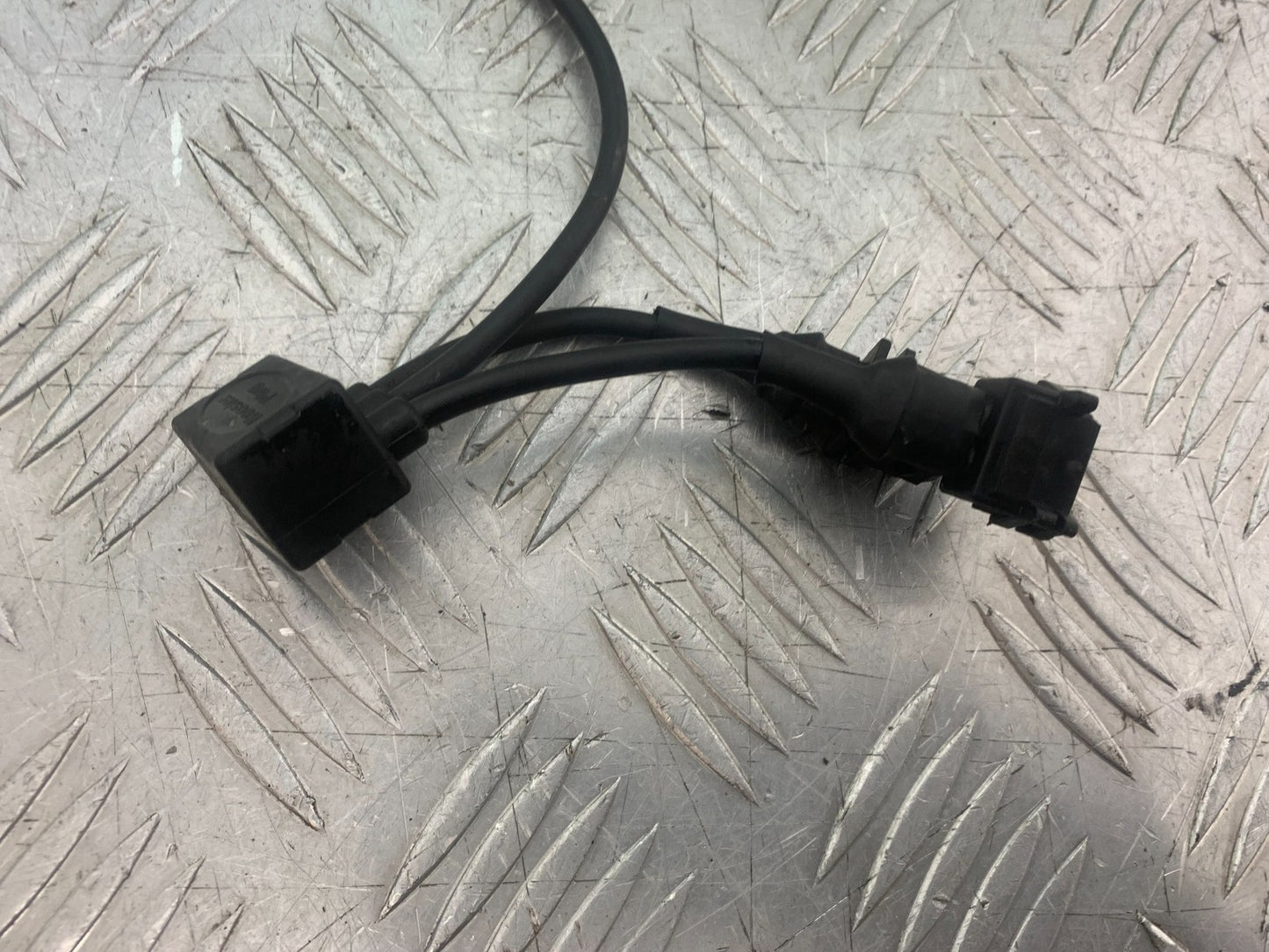 BMW K1200 K 1200 LT BOOSTER PLUG   YEAR 1999-07 (CMB1271)