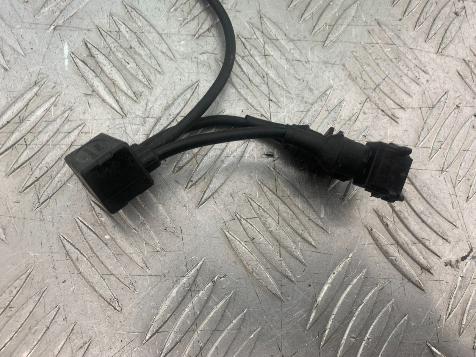 BMW K1200 K 1200 LT BOOSTER PLUG   YEAR 1999-07 (CMB1271)