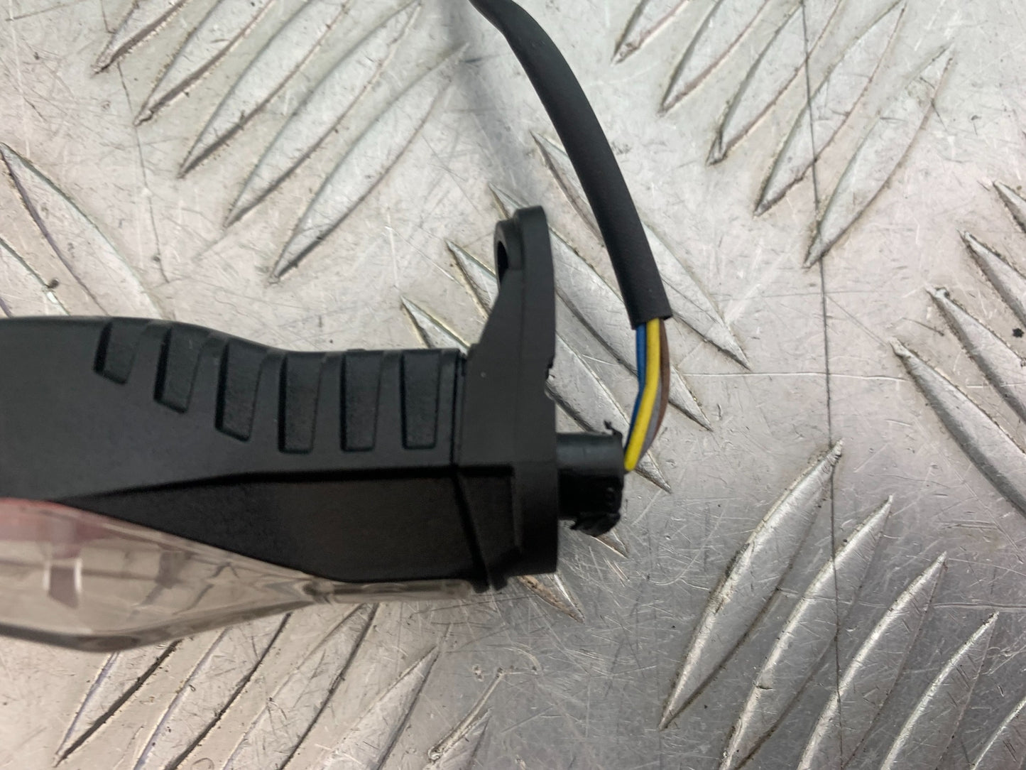 BMW M1000 R LEFT REAR INDICATOR YEAR 2023-2024 (CMB1140)