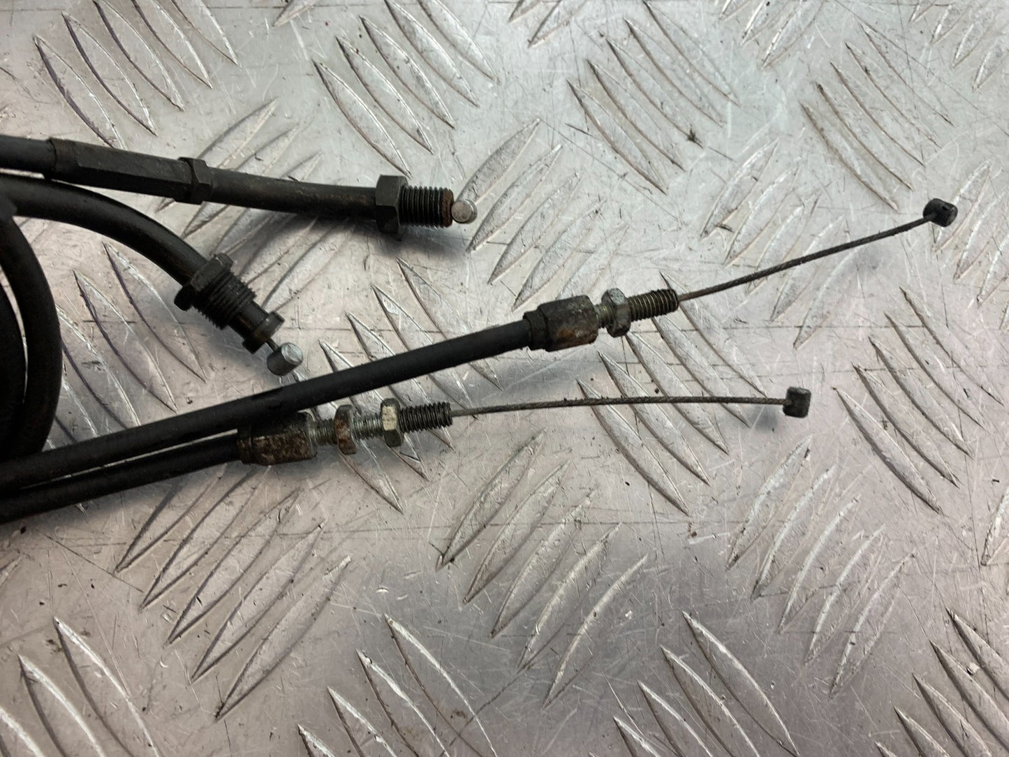 HONDA VFR800 VFR 800 V-TEC THROTTLE CABLES YEAR 2002 -09 (CMB1296)