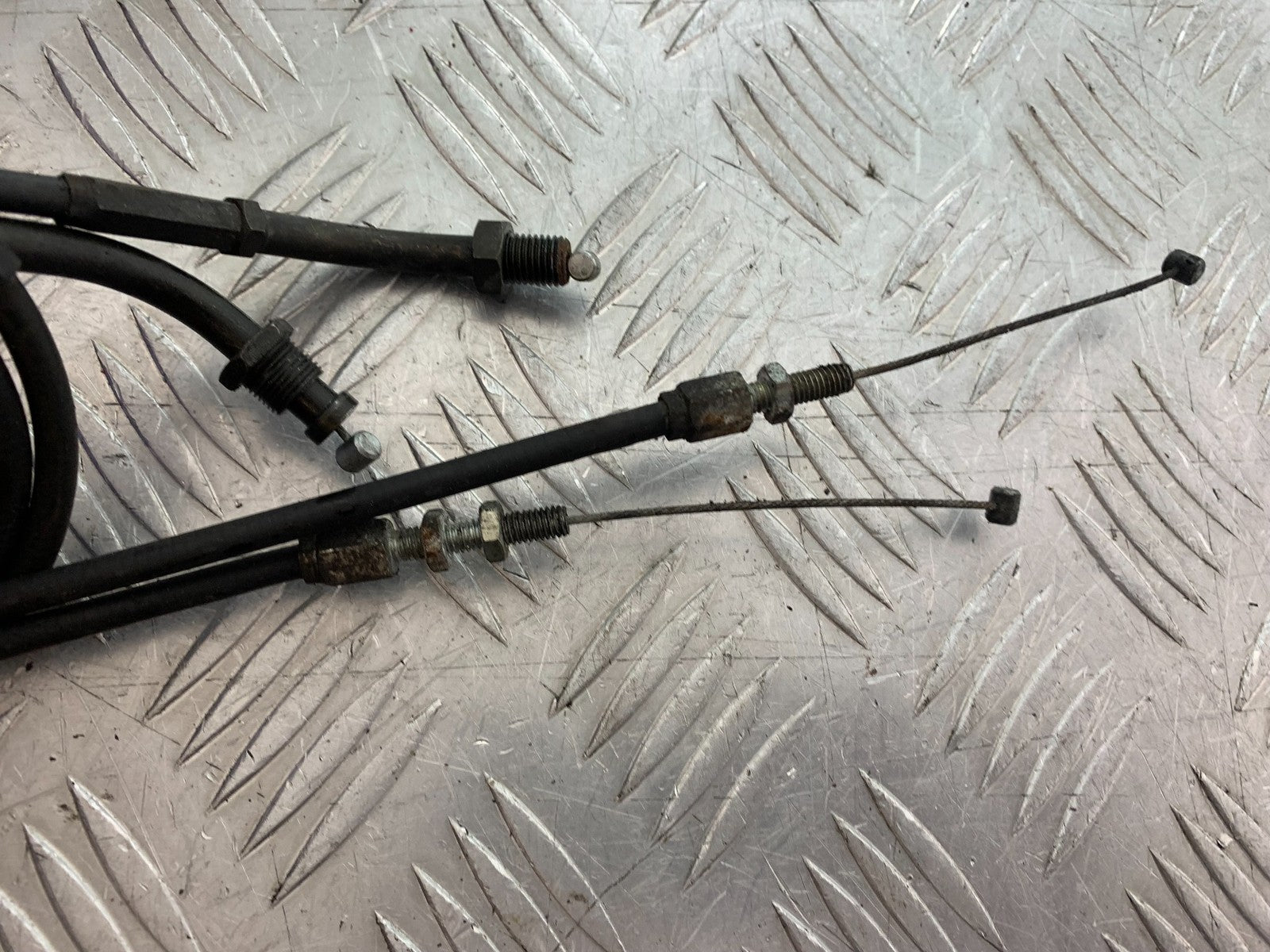 HONDA VFR800 VFR 800 V-TEC THROTTLE CABLES YEAR 2002 -09 (CMB1296)