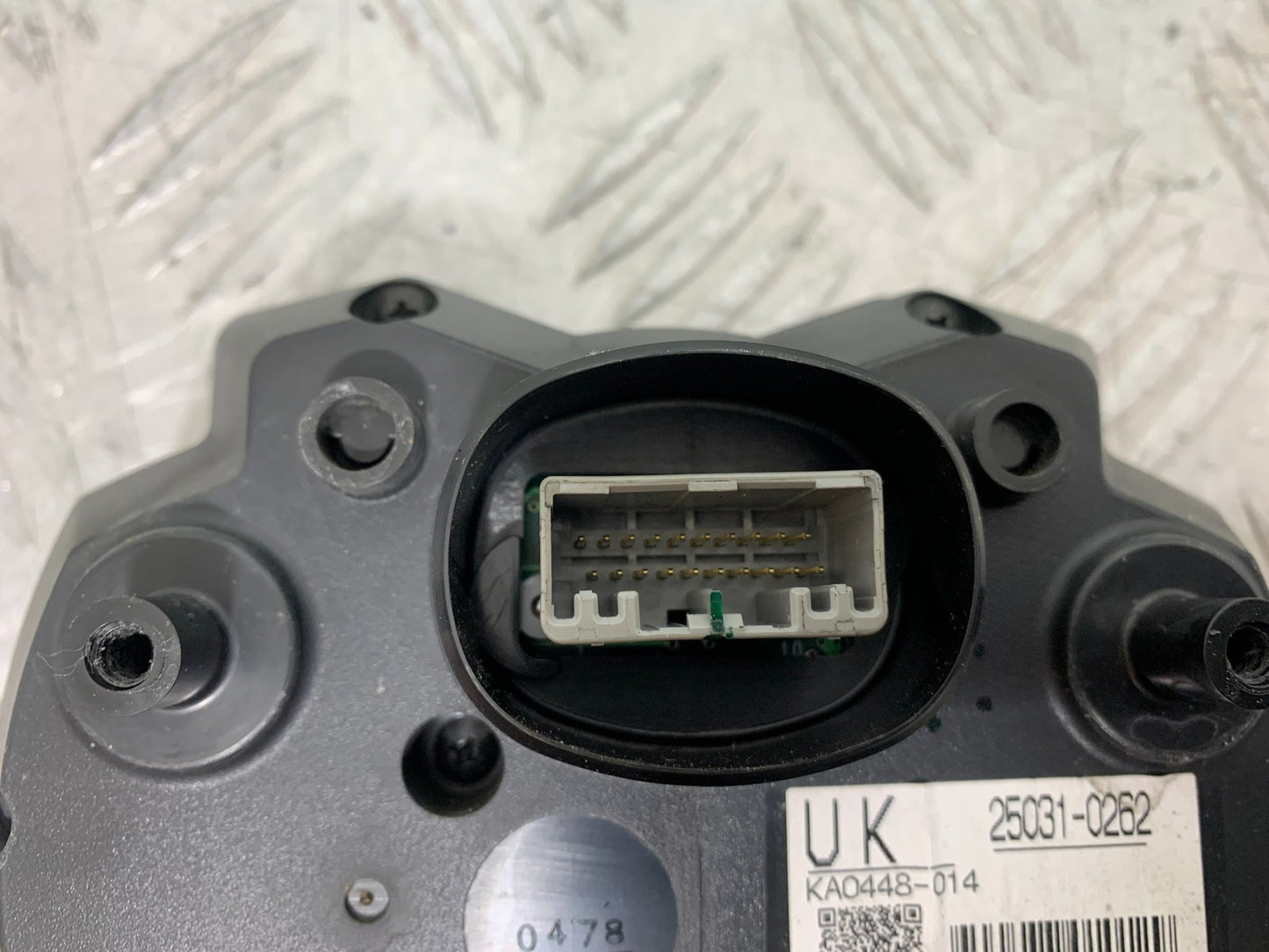 KAWASAKI ZX10R ZX10 R CLOCKS SPEEDO DASH 2008-2010 (CMB1301)