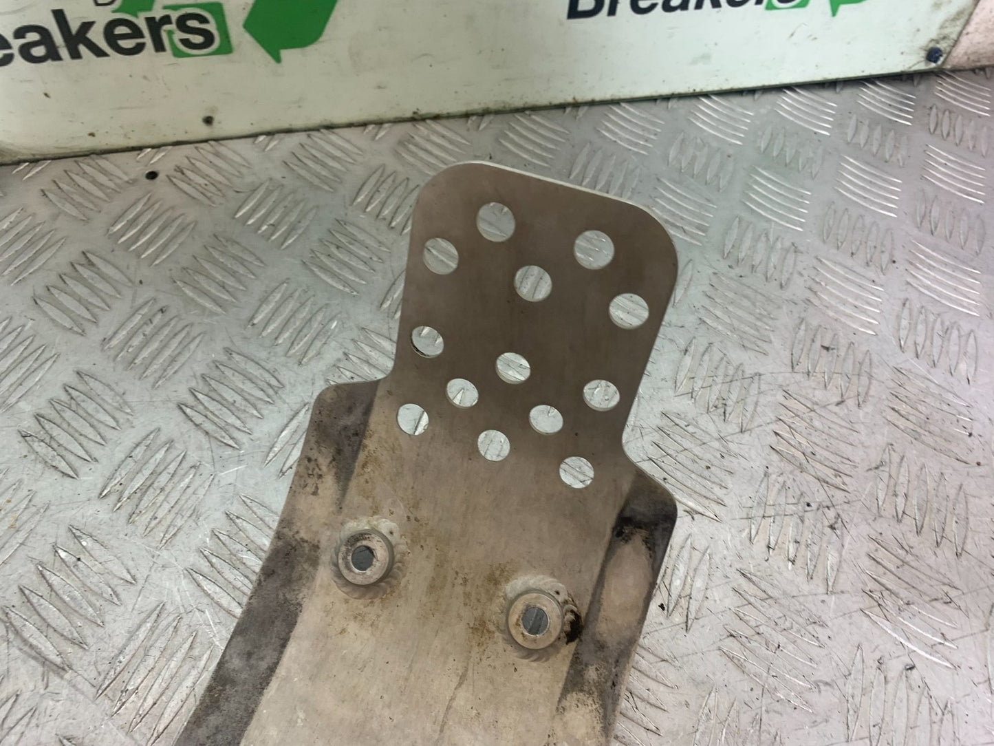 KAWASAKI KXF250 KXF 250 ENGINE BASH PLATE   YEAR 2006-2008 (CMB1309)