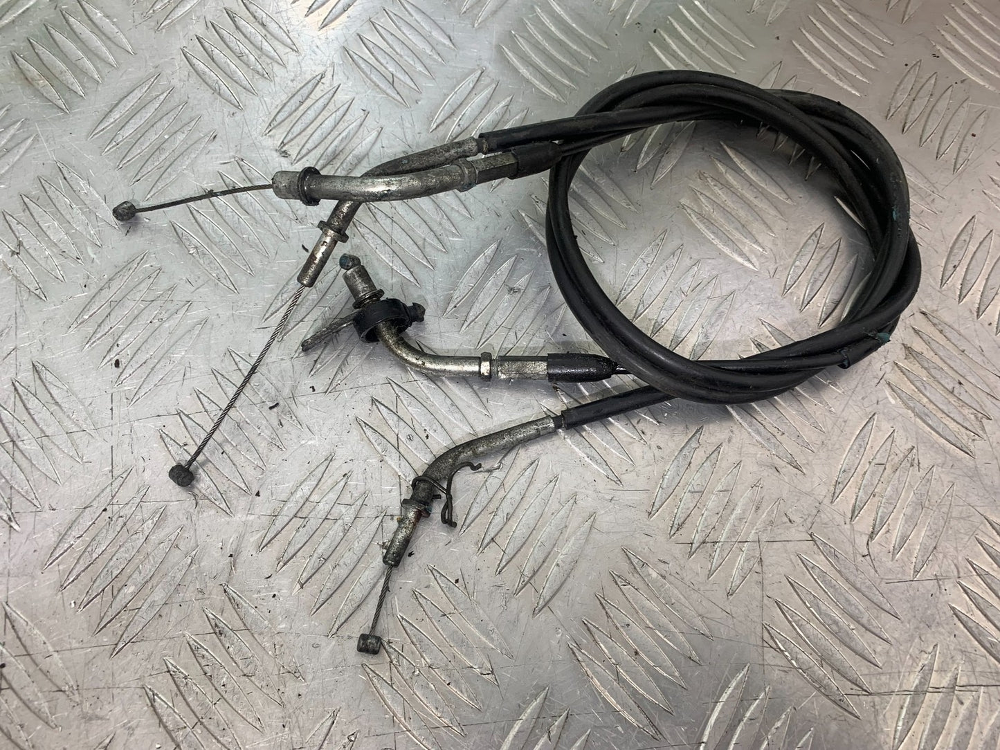 KAWASAKI GTR1400 GTR 1400 THROTTLE CABLES  YEAR 2007-2009 (CMB1306)