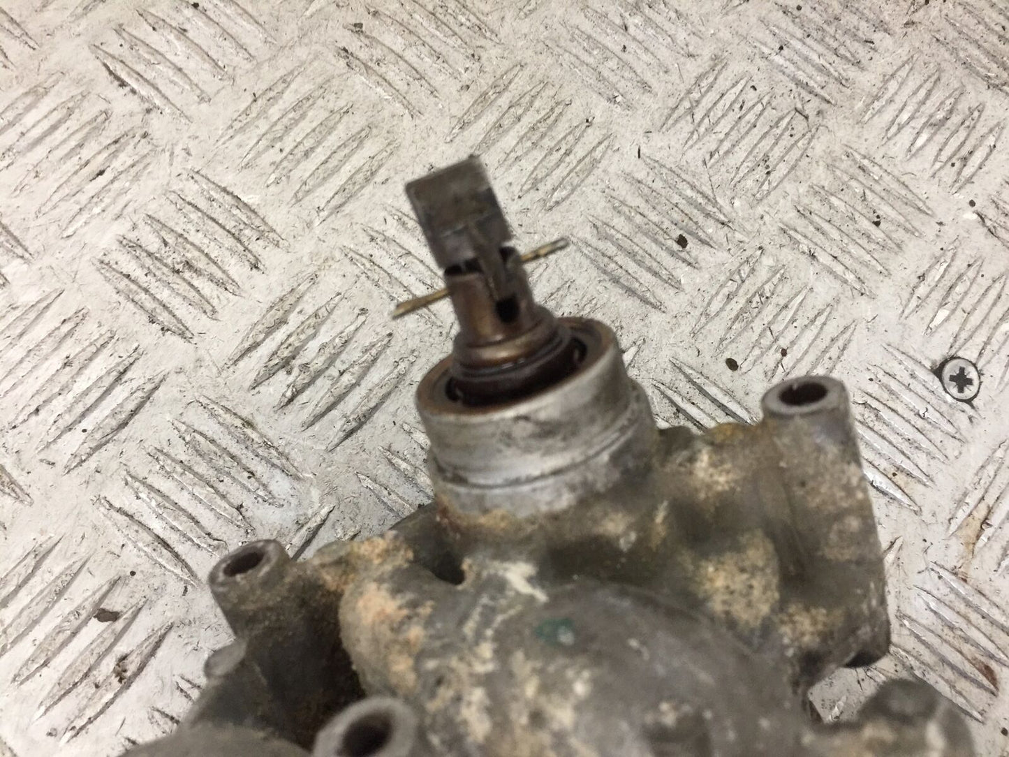 HONDA GL1800 GL 1800 WATER PUMP  YEAR 2004-10 ABS (STOCK 890)