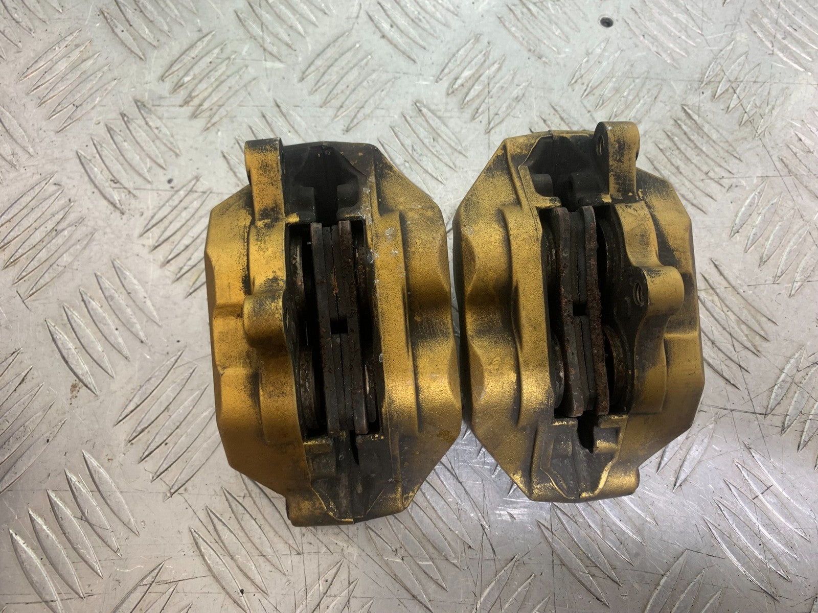 HONDA CBR600 CBR 600 RR FRONT CALIPERS   YEAR 2003-2004 CMB1173)