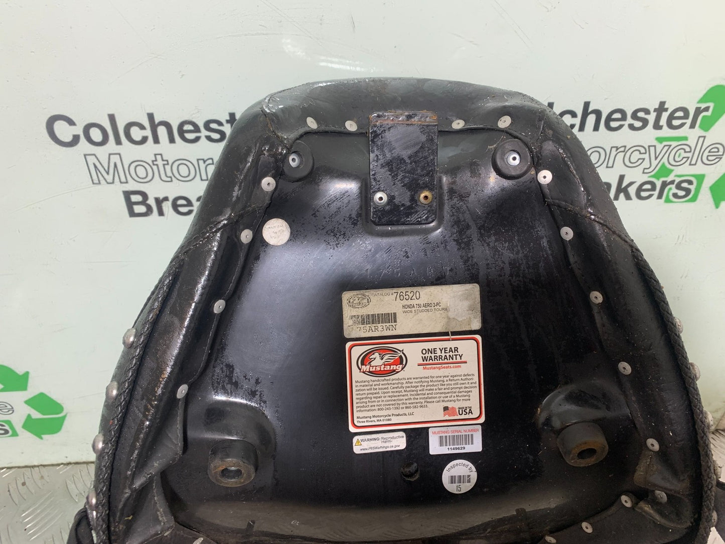 HONDA VT750 SHADOW FRONT SEAT  YEAR 2003-2004 (CMB1265)