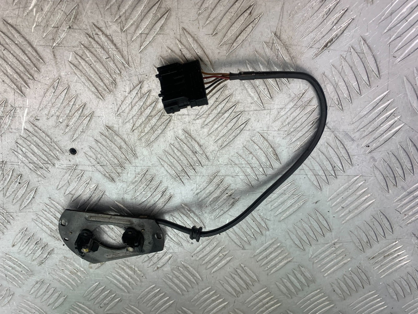 BMW R1100 RT R 1100 RT IGNITION PICK UPS YEAR 1996-2001 (CMB1095)