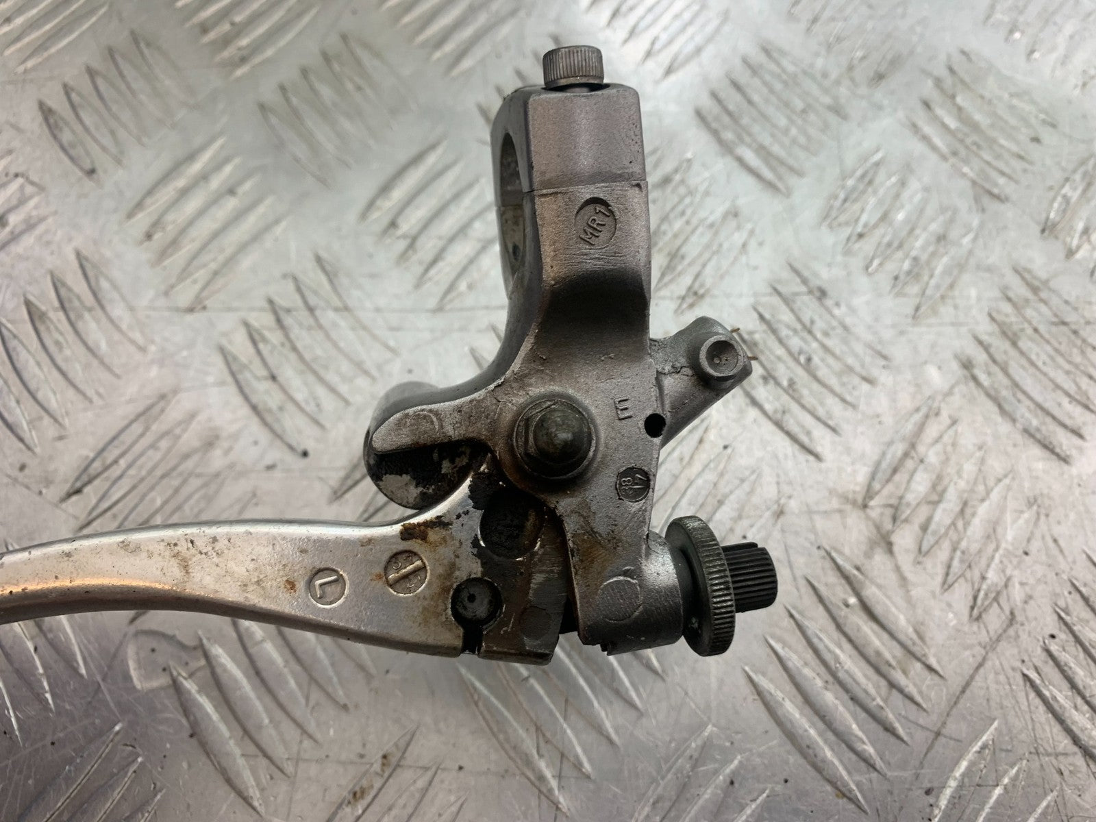 HONDA VT750 SHADOW CLUTCH LEVER AND BRACKET  YEAR 2003-2004 (CMB1265)