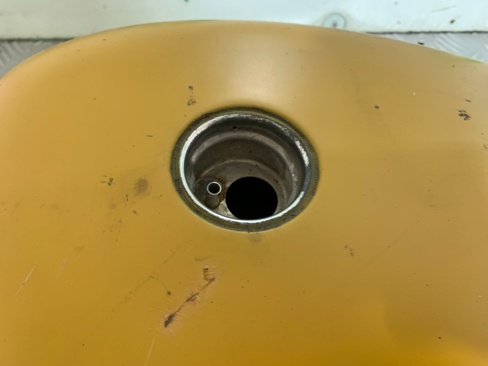 HARLEY DAVIDSON XL883 N IRON PETROL TANK  YEAR 2020  (CMB1116)