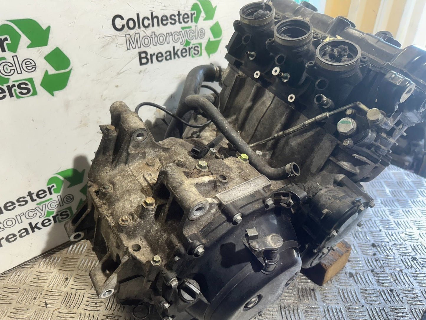 TRIUMPH 955i SPRINT ST ENGINE YEAR 1999-2004 (CMB1176)